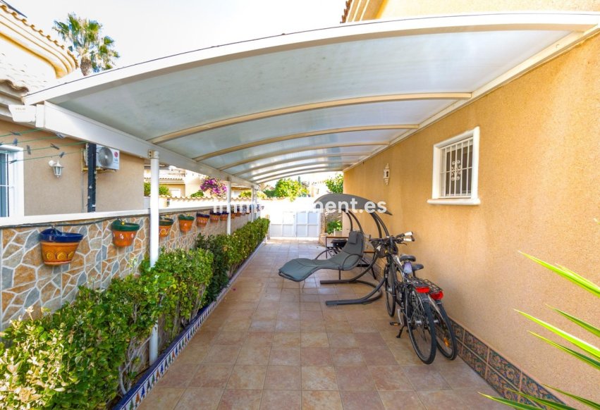 Reventa - Villa independiente - Torrevieja - Torrevieja Centro