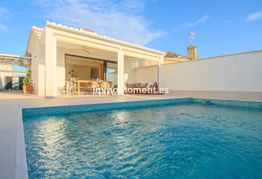 Reventa - Villa independiente - Torrevieja - Torrevieja Centro