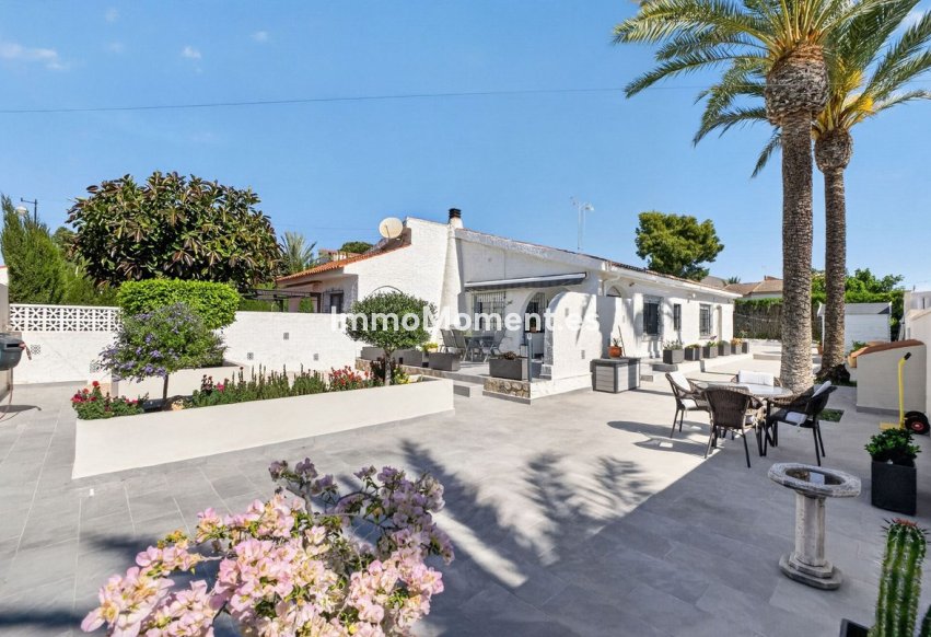 Reventa - Villa independiente - Torrevieja - Torrevieja Centro