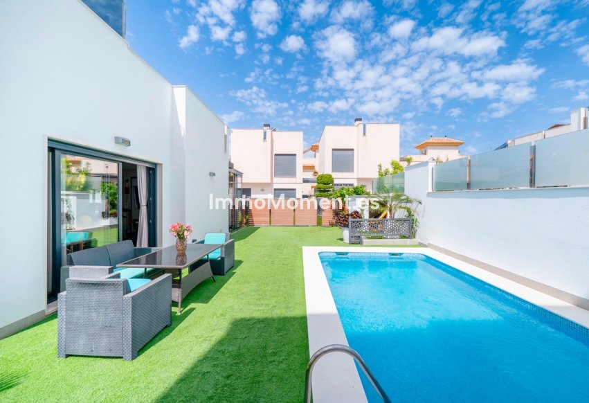Reventa - Villa independiente - Torrevieja - Torrevieja Centro