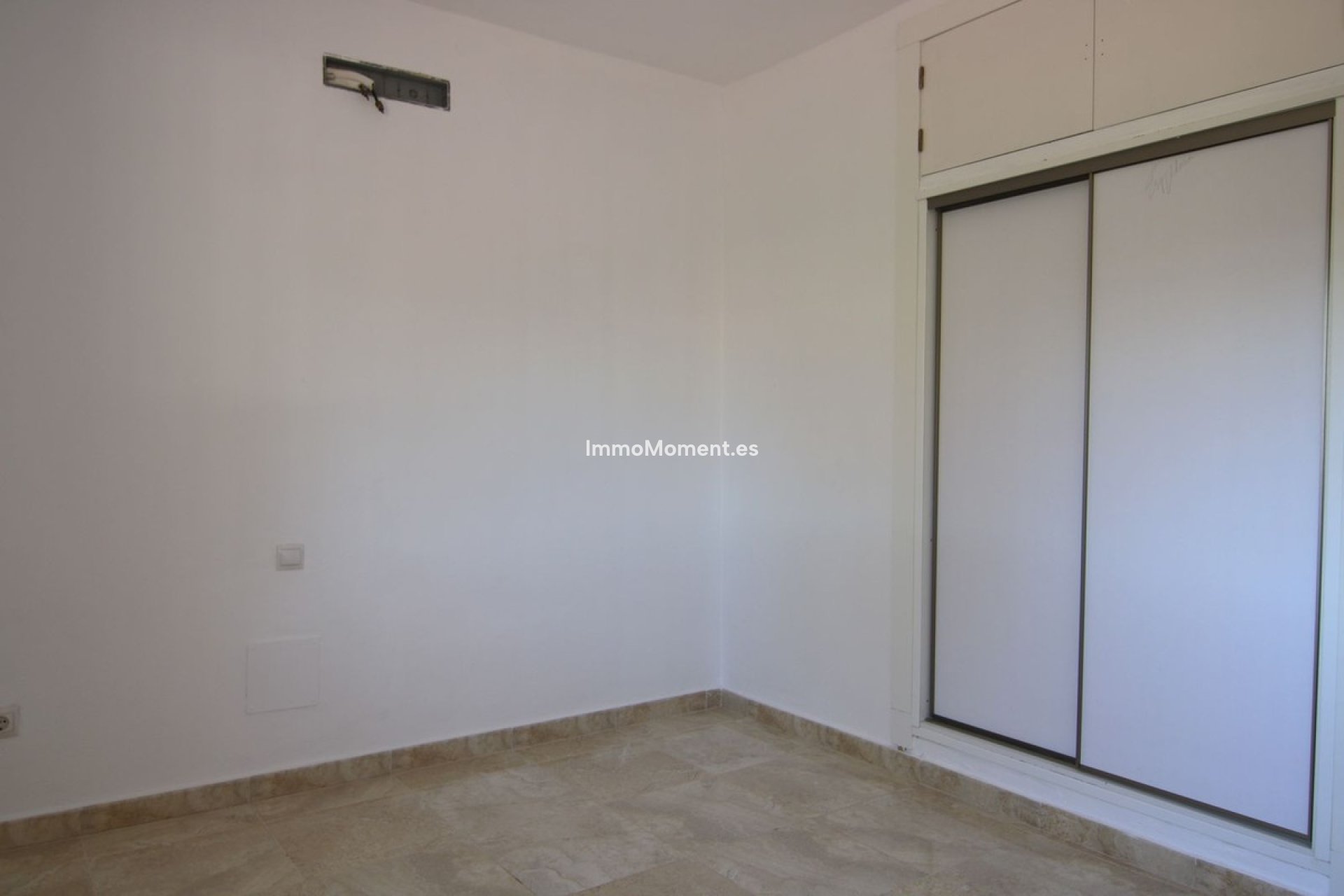 Reventa - Villa - Interior  - Alora