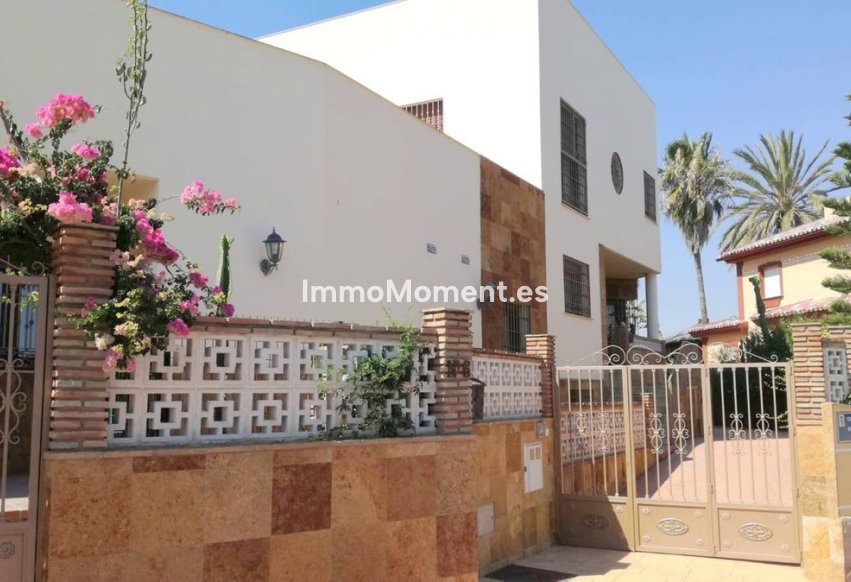 Reventa - Villa - Interior  - Estacion de Cartama