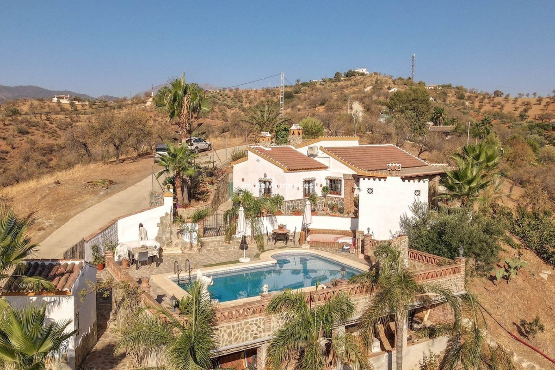 Reventa - Villa - Interior  - Guaro