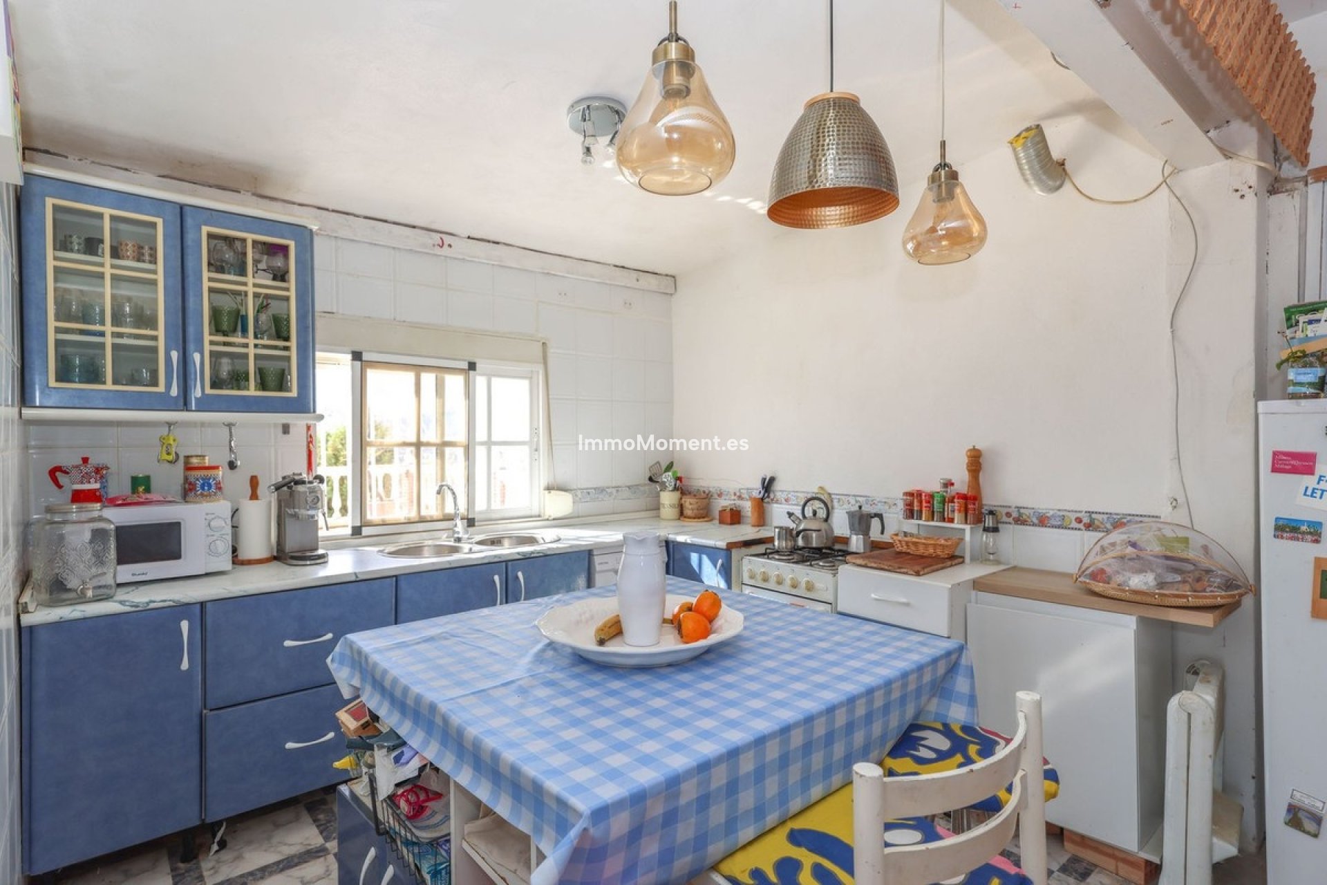 Reventa - Villa - Interior  - Guaro