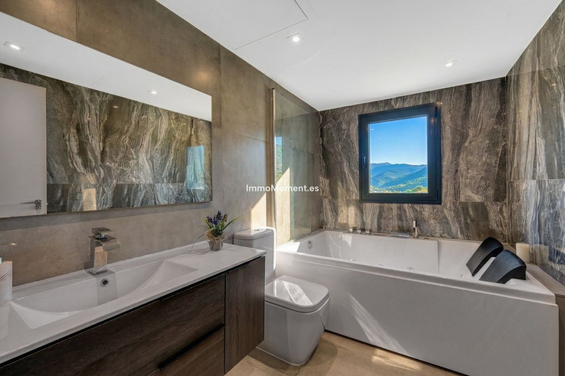 Reventa - Villa - Interior  - Istán