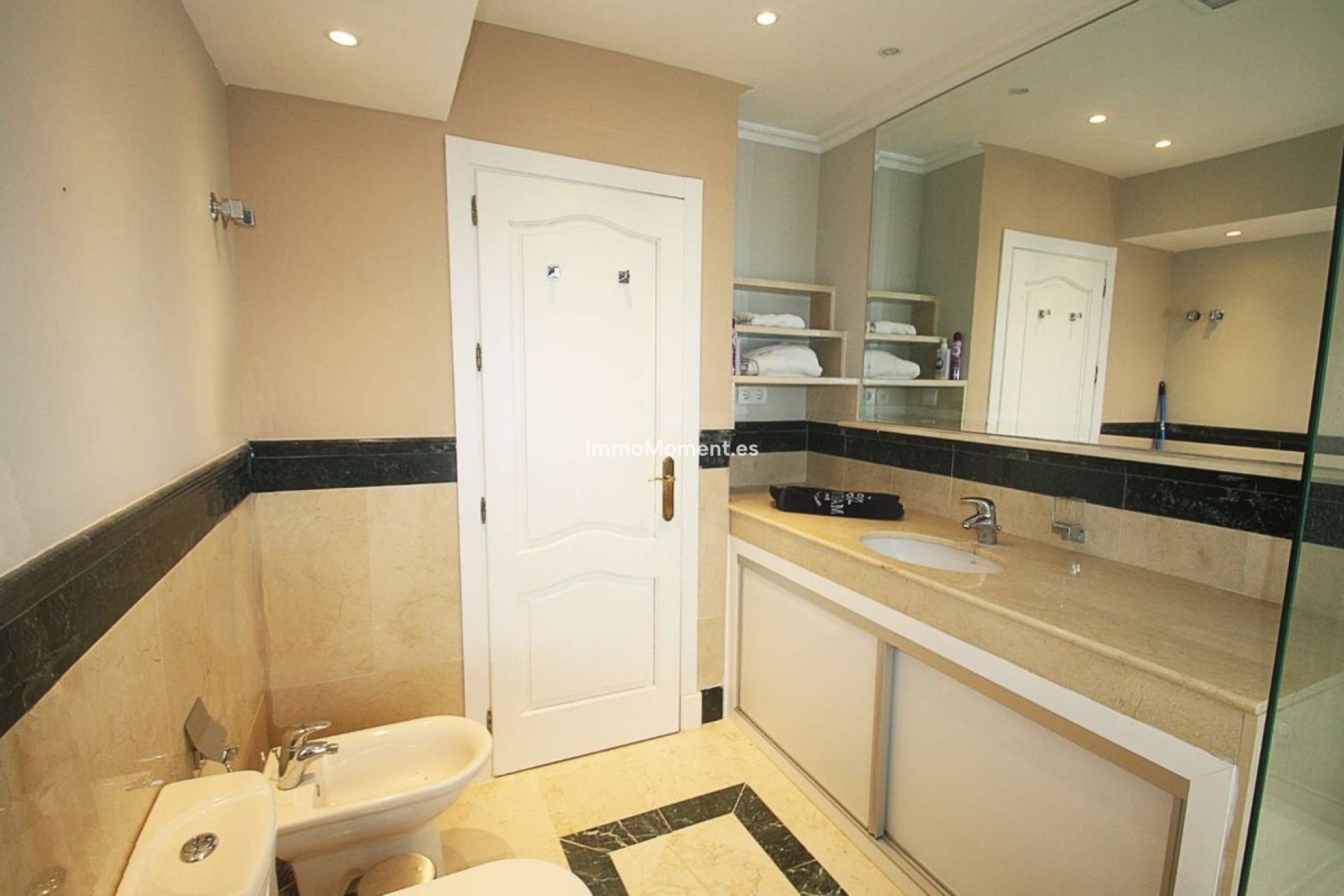 Reventa - Villa - Interior  - Istán