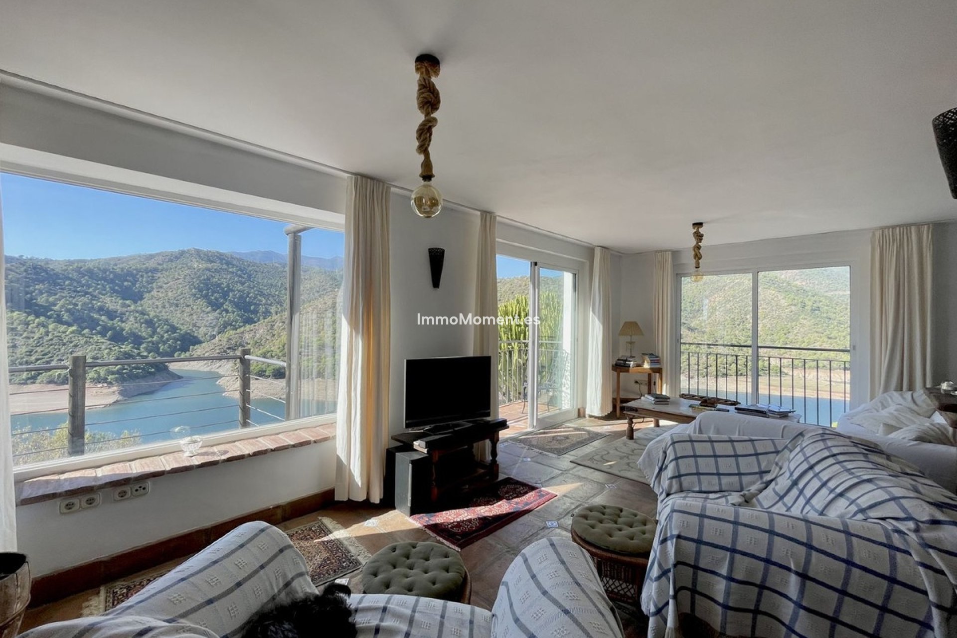 Reventa - Villa - Interior  - Istán