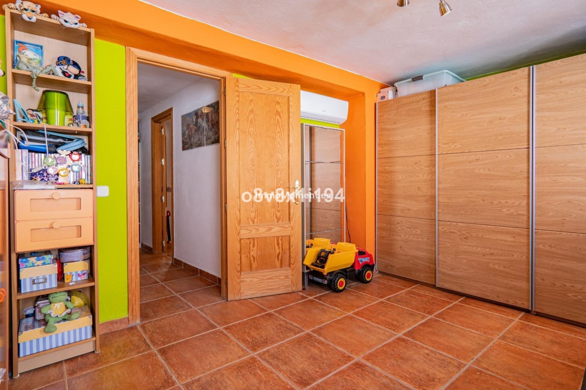 Reventa - Villa - Interior  - Pizarra