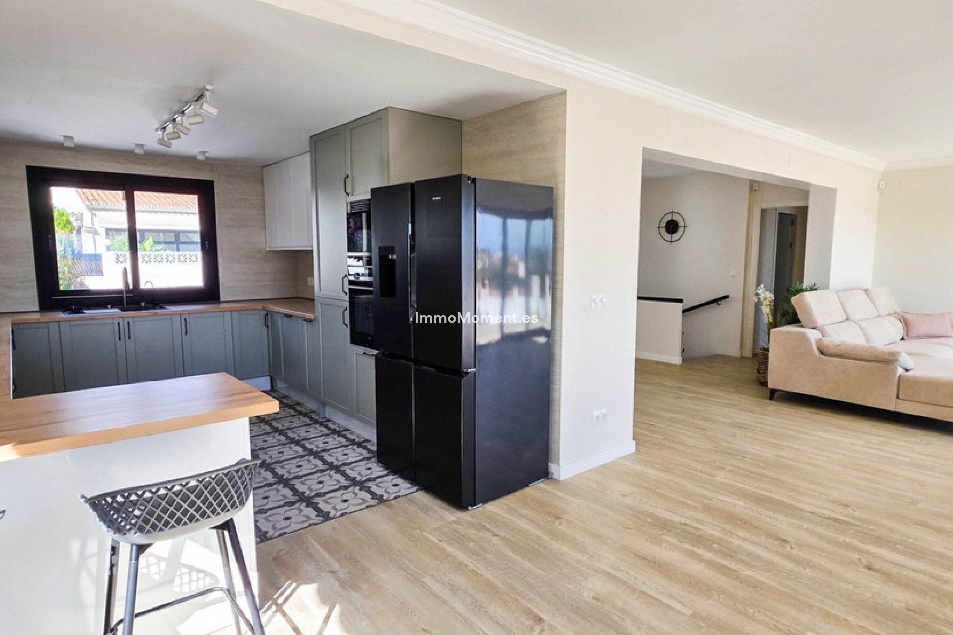 Reventa - Villa - Manilva