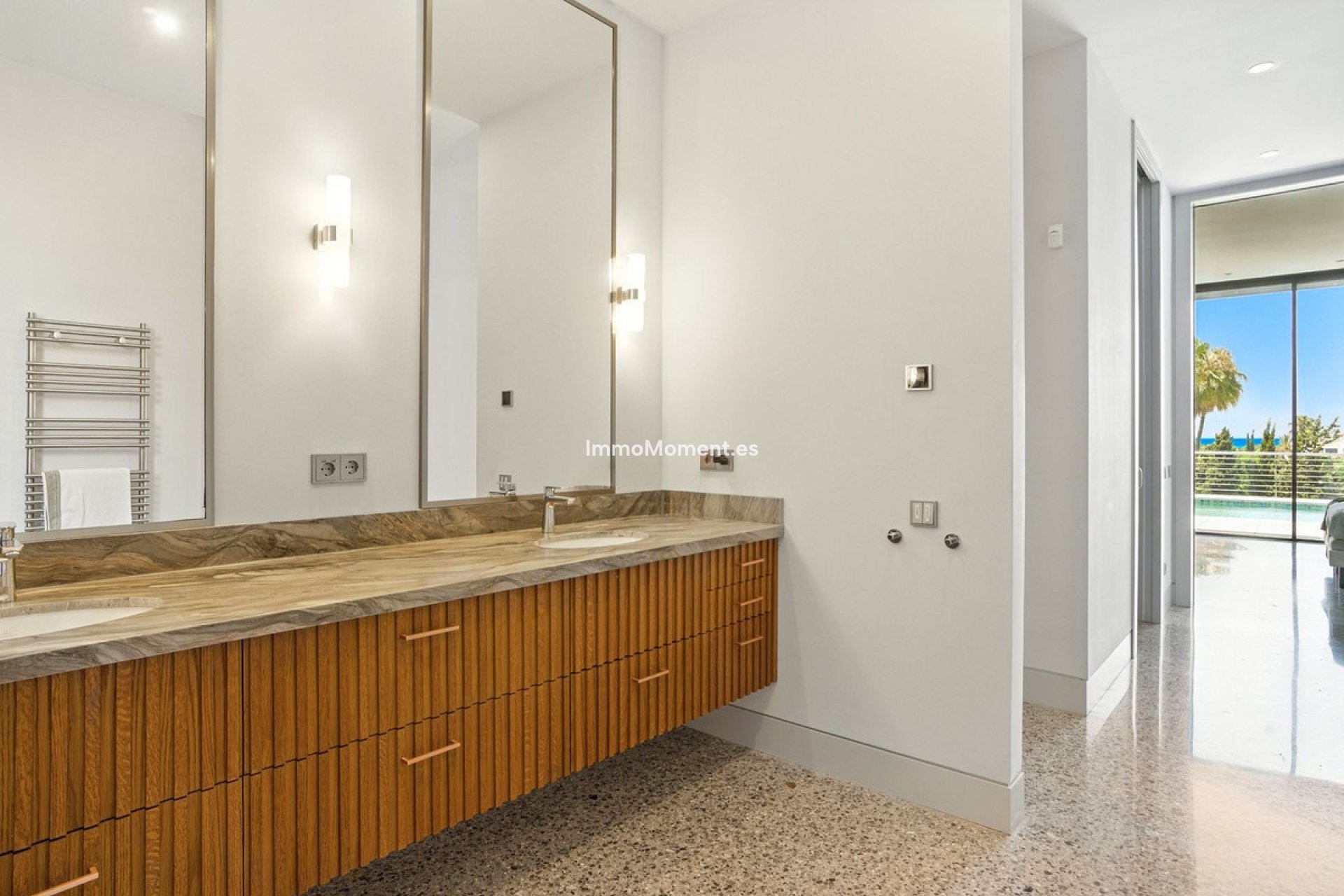 Reventa - Villa - Marbella - Elviria