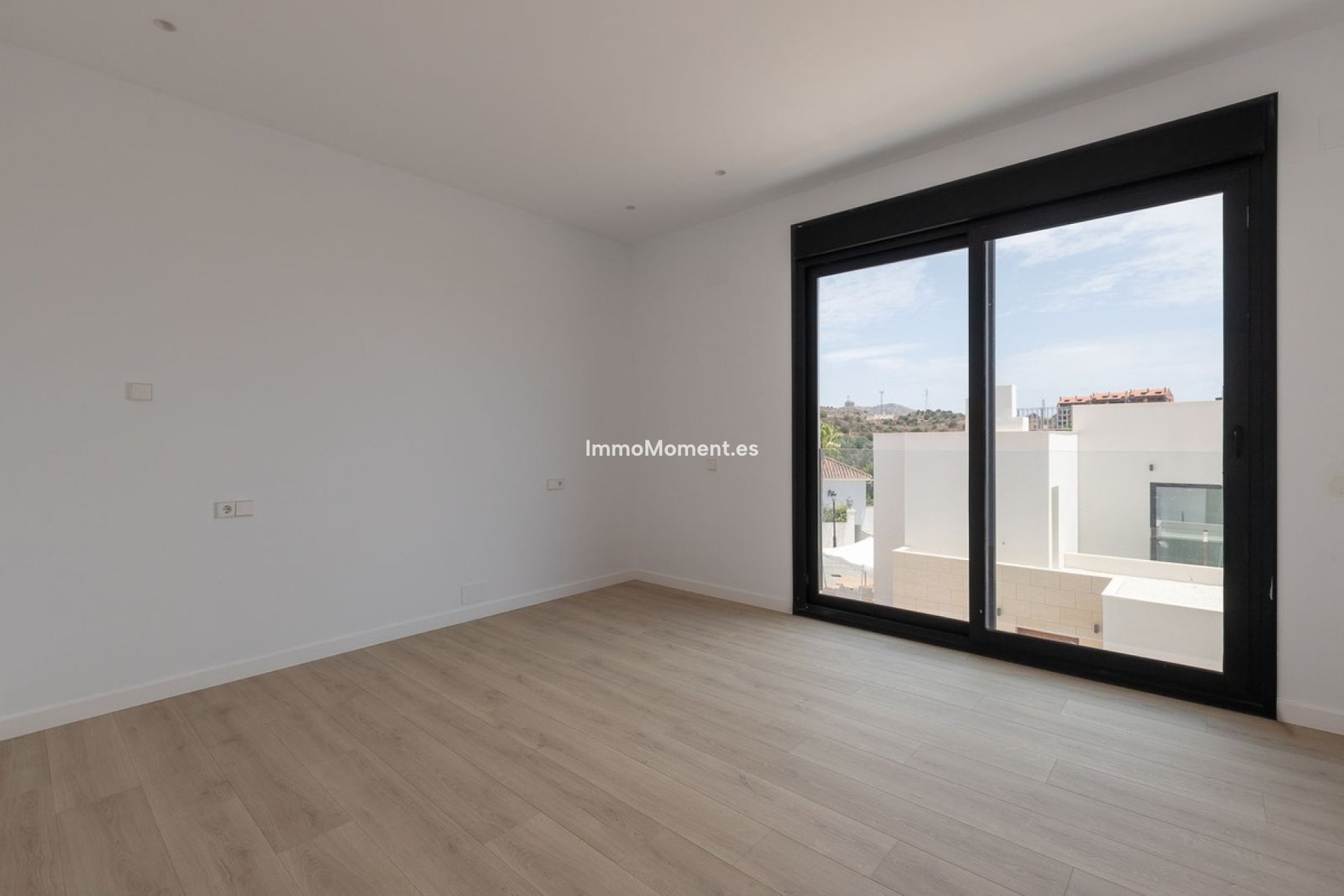 Reventa - Villa - Marbella - Elviria