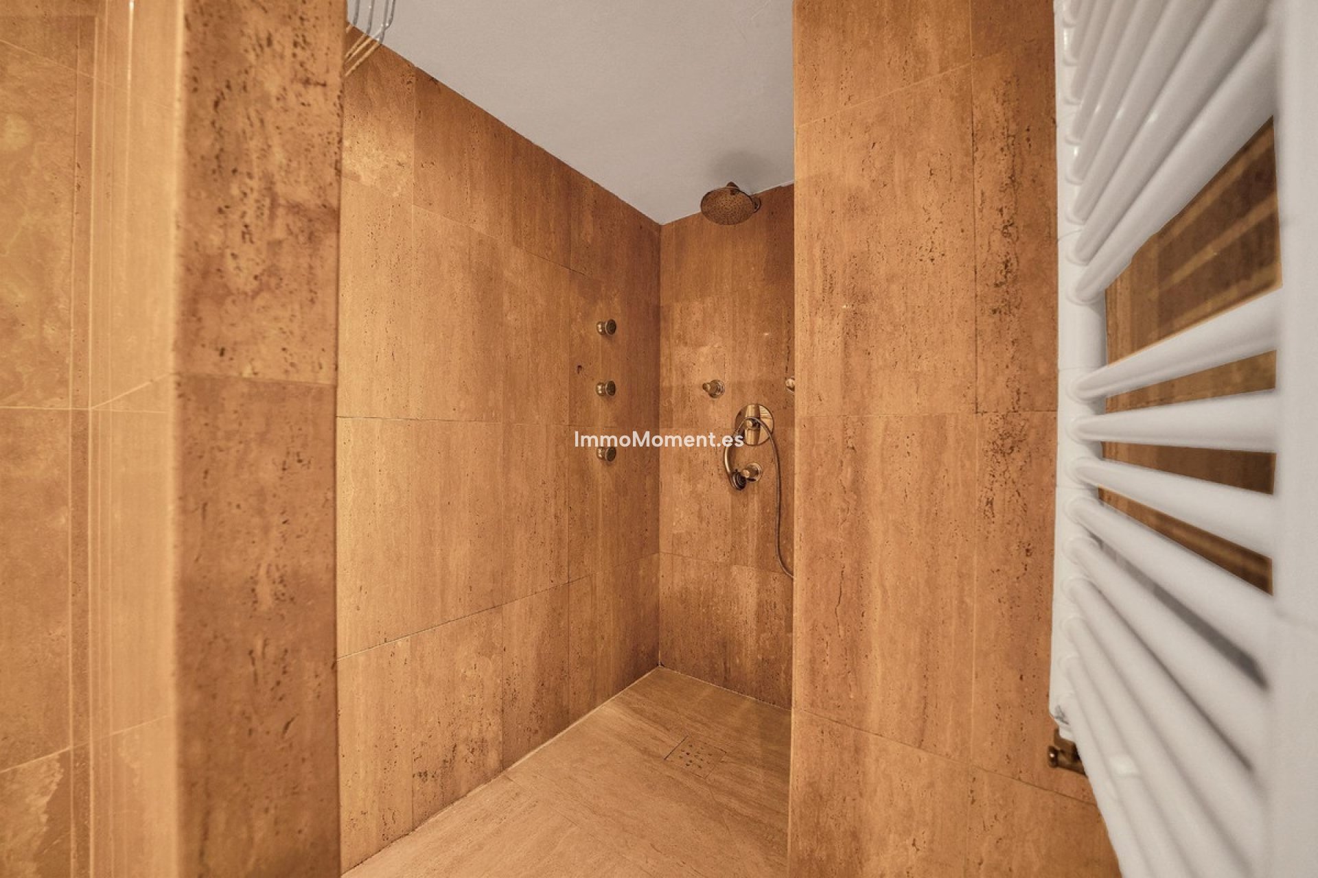 Reventa - Villa - Marbella - Elviria