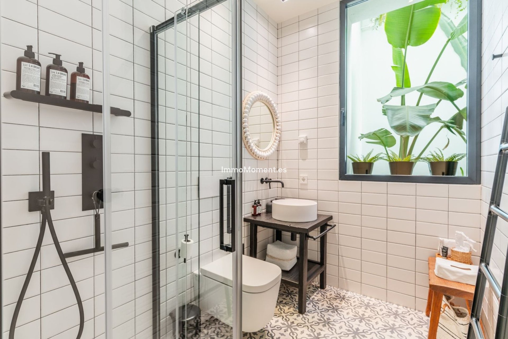 Reventa - Villa - Marbella - Elviria