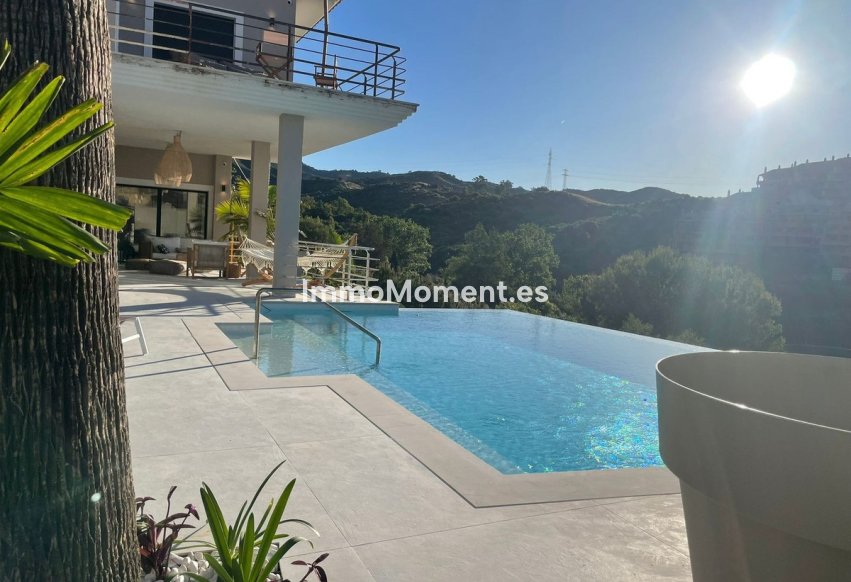 Reventa - Villa - Marbella - Elviria