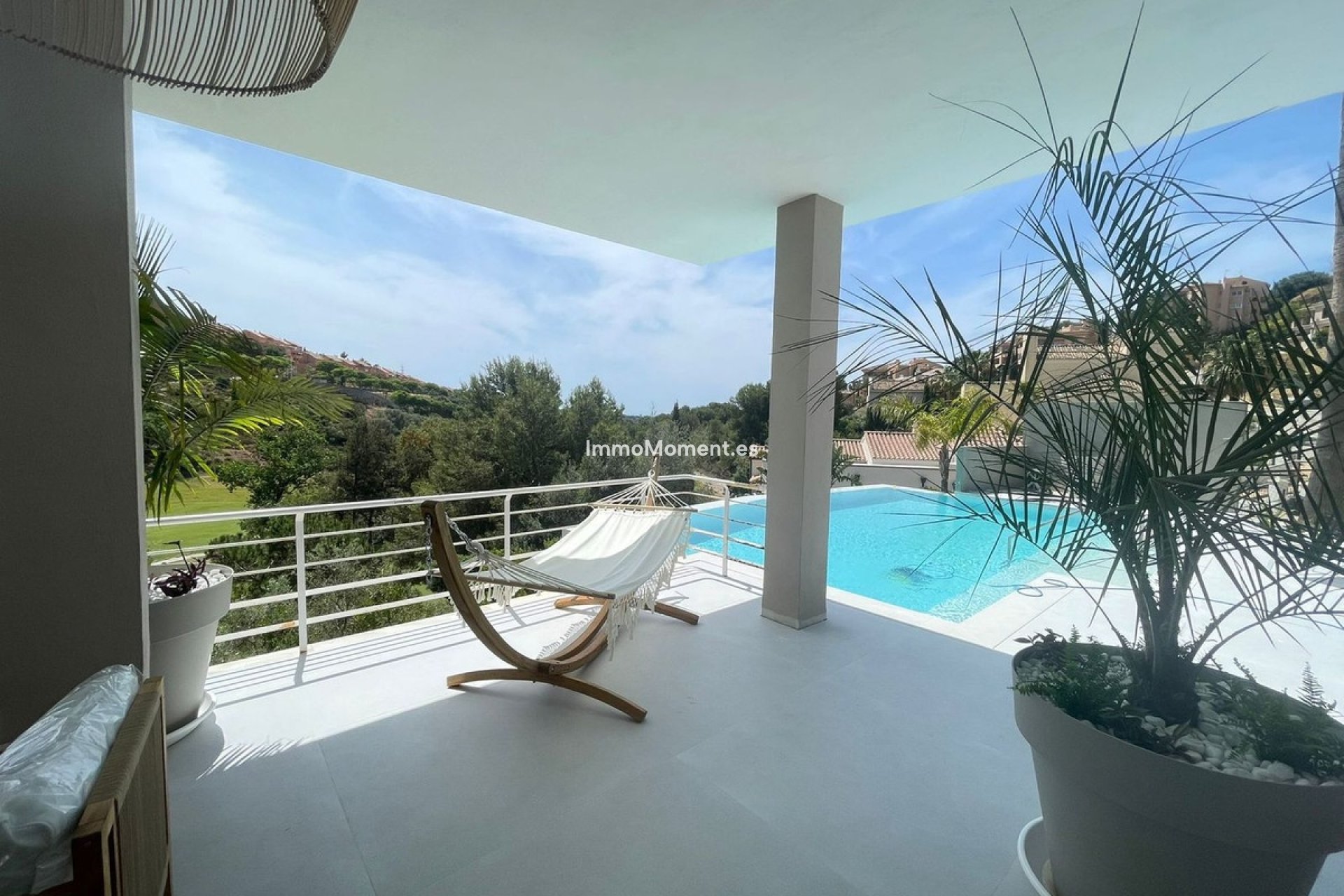 Reventa - Villa - Marbella - Elviria