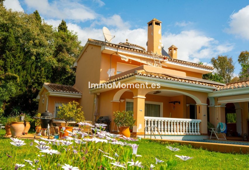 Reventa - Villa - Marbella - Elviria