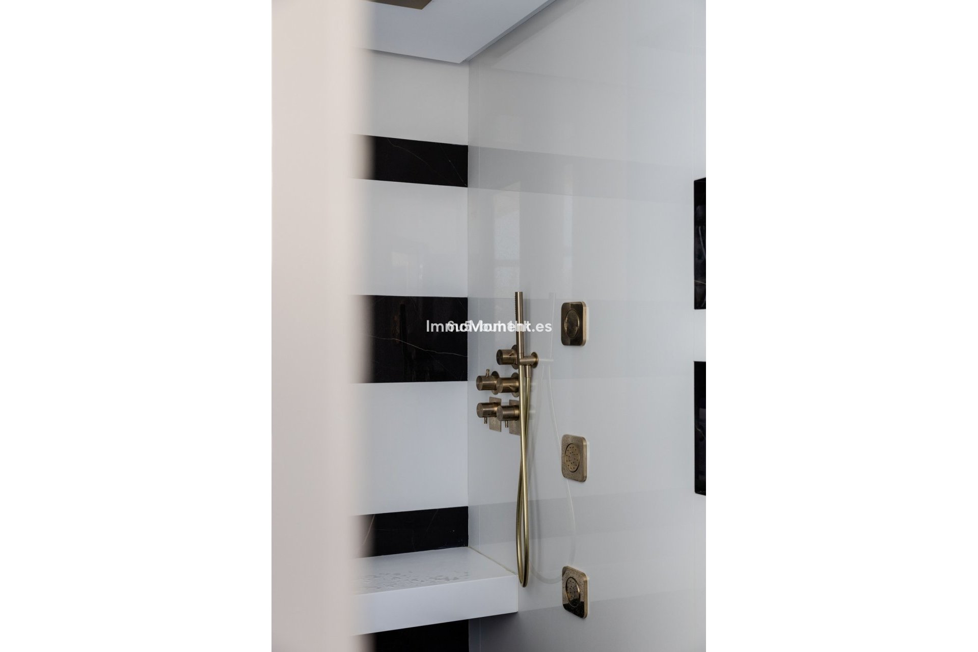 Reventa - Villa - Marbella - Hacienda Las Chapas