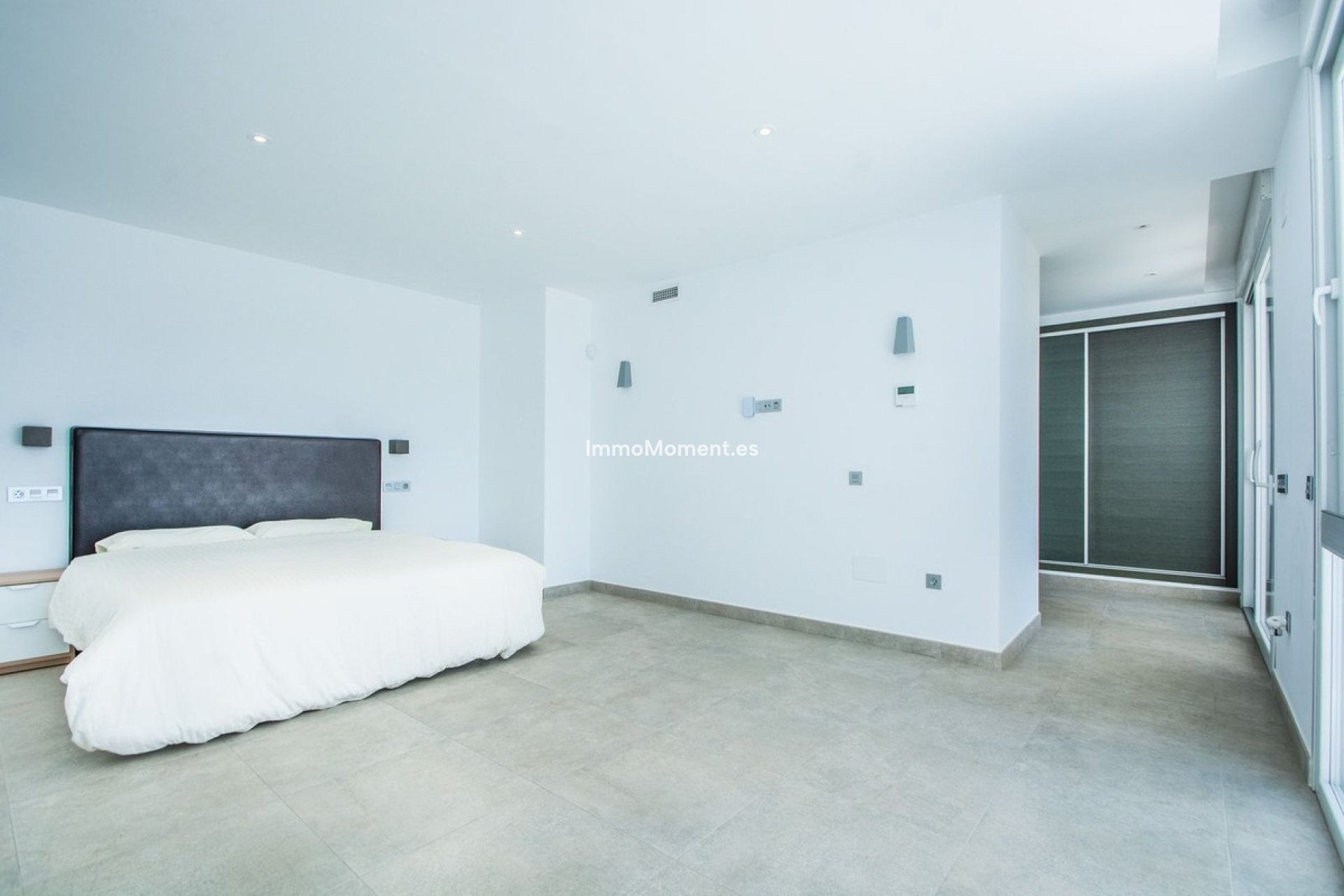 Reventa - Villa - Marbella - La Mairena