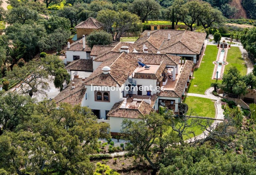 Reventa - Villa - Marbella - La Mairena