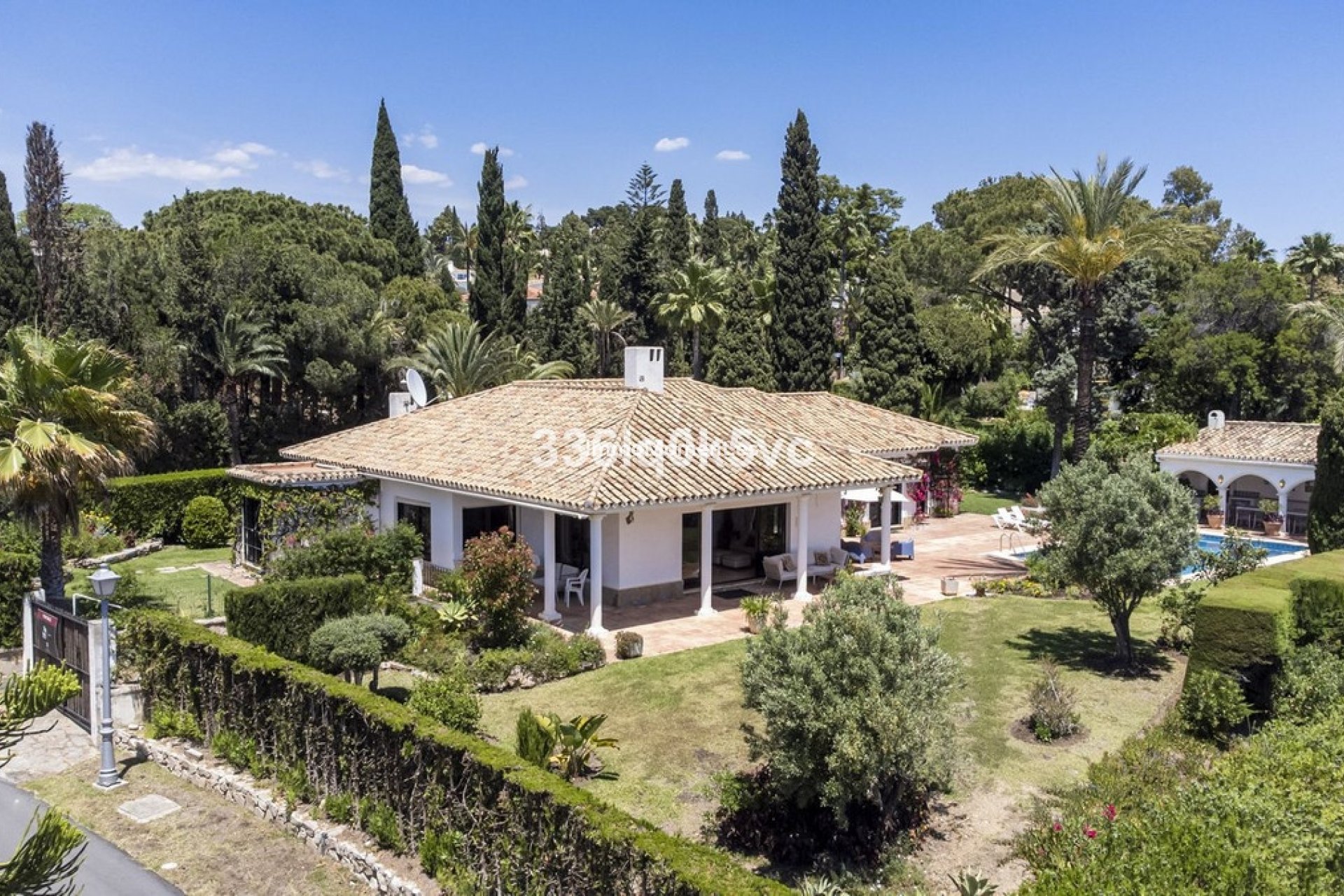 Reventa - Villa - Marbella - Las Chapas