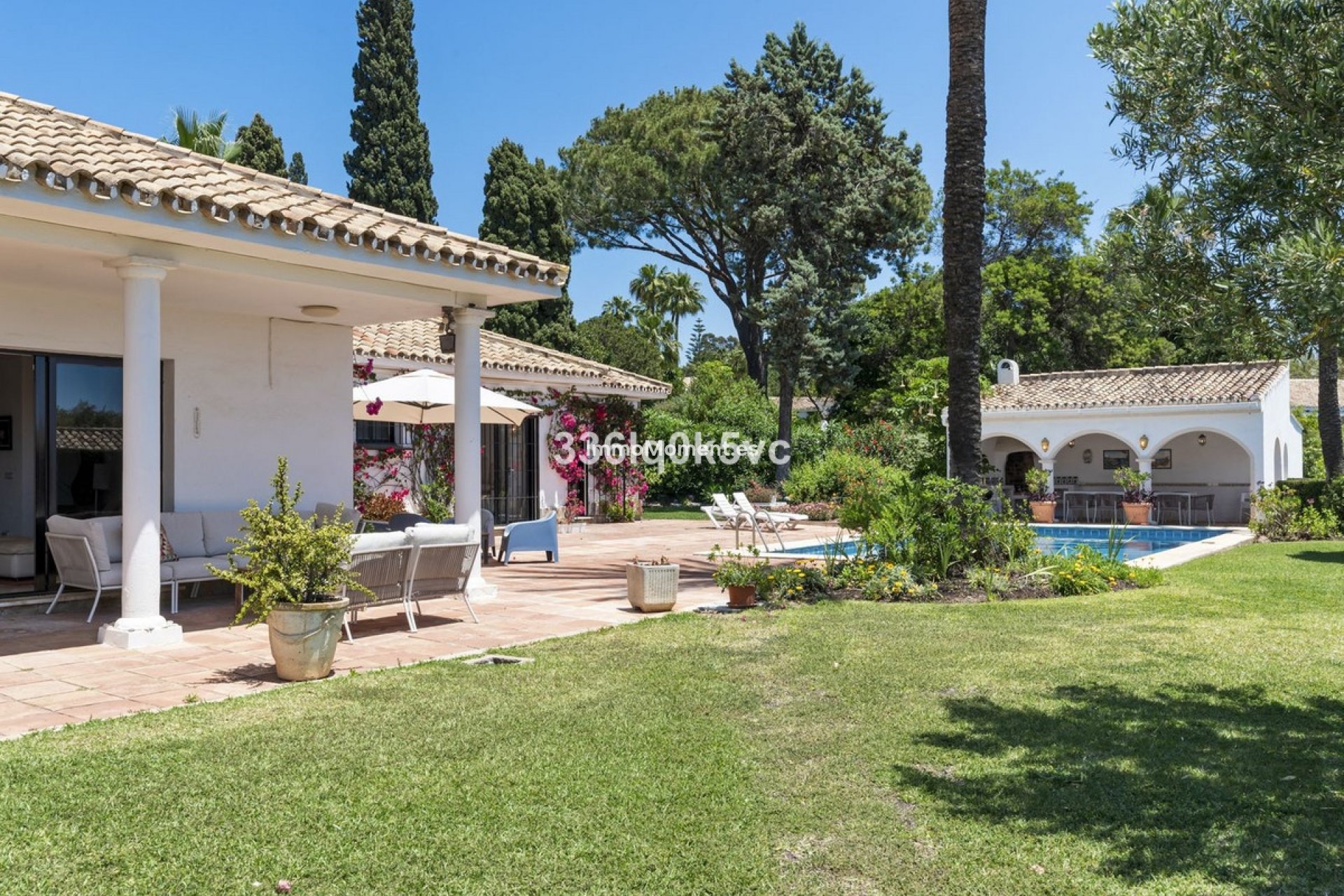 Reventa - Villa - Marbella - Las Chapas