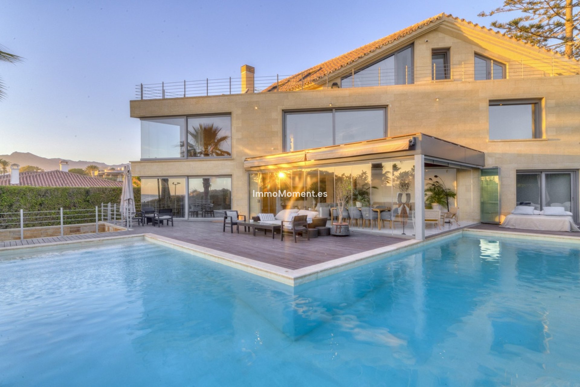 Reventa - Villa - Marbella - Marbella Centro