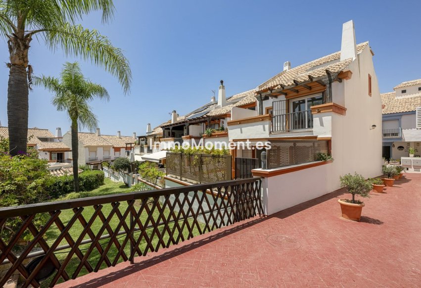 Reventa - Villa - Marbella - Marbella Centro