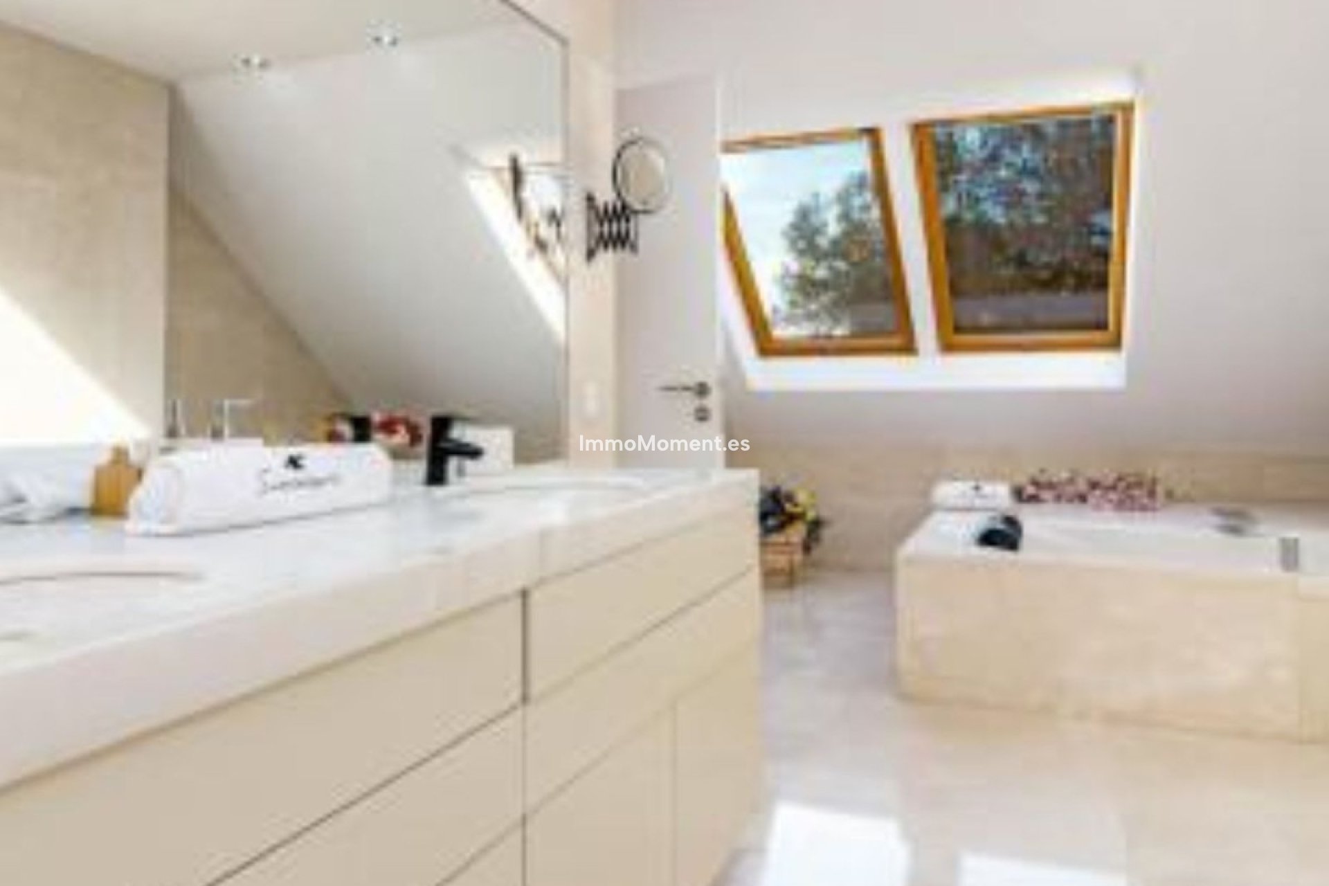 Reventa - Villa - Marbella - Marbella Centro