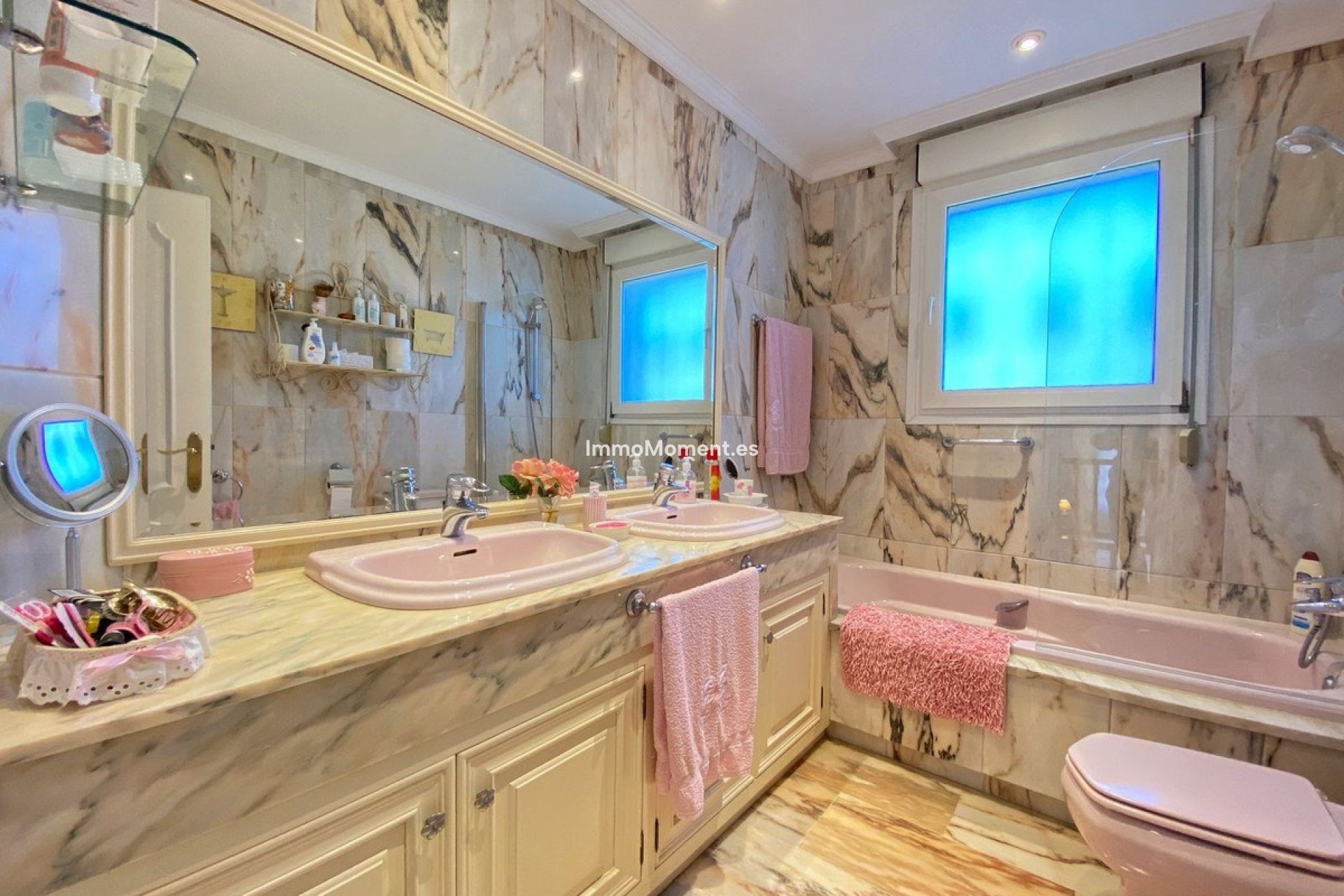 Reventa - Villa - Marbella - Marbella Centro