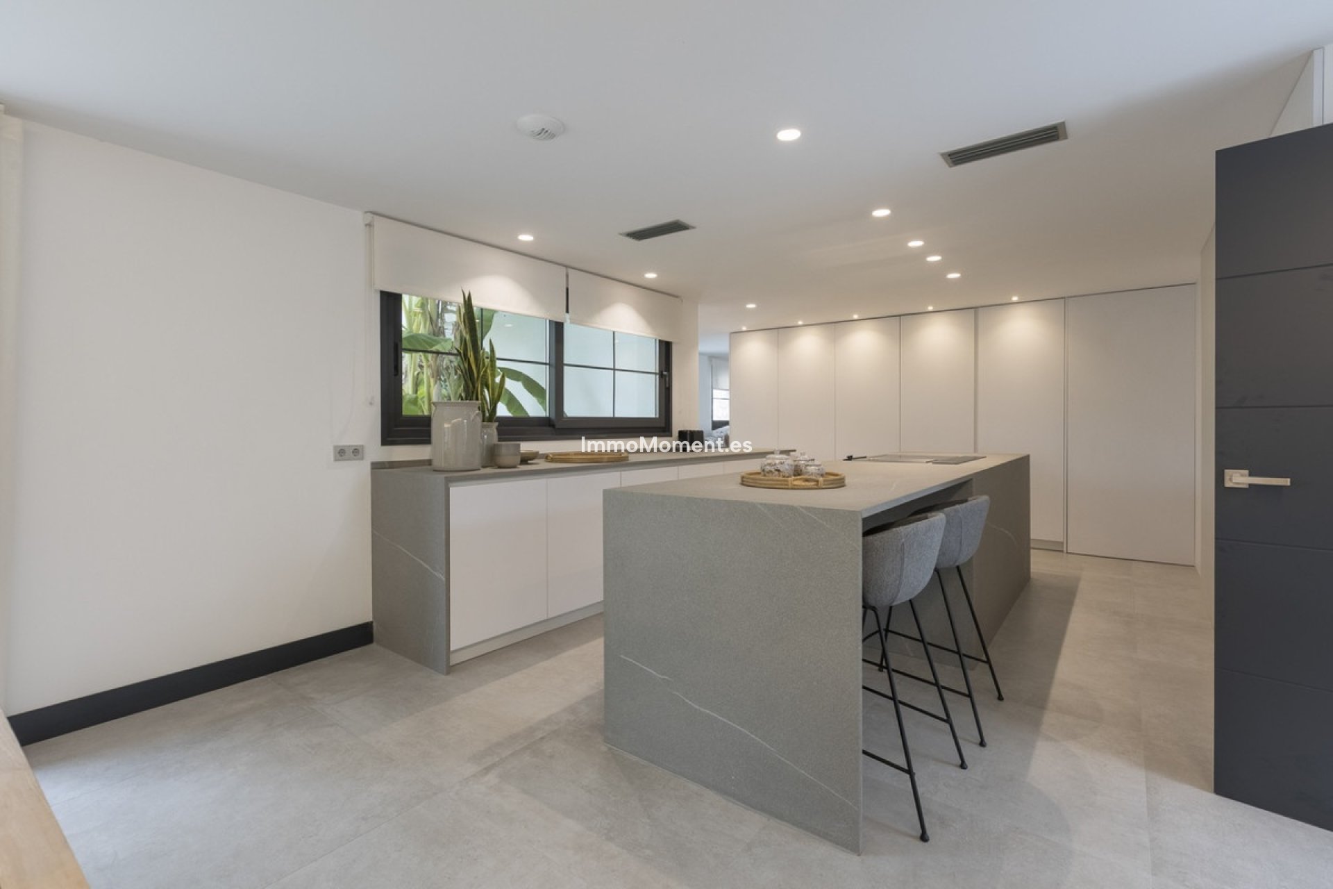 Reventa - Villa - Marbella - Marbella Centro