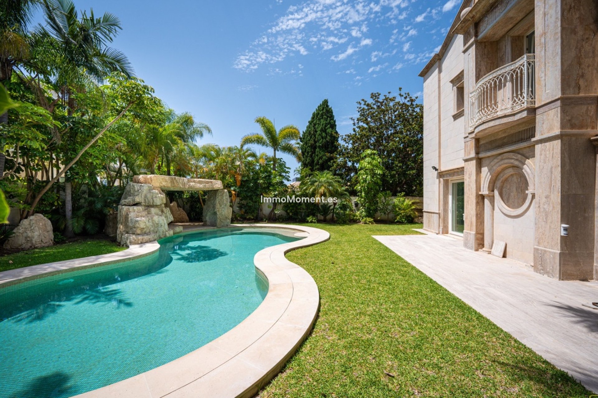 Reventa - Villa - Marbella - Marbella Centro