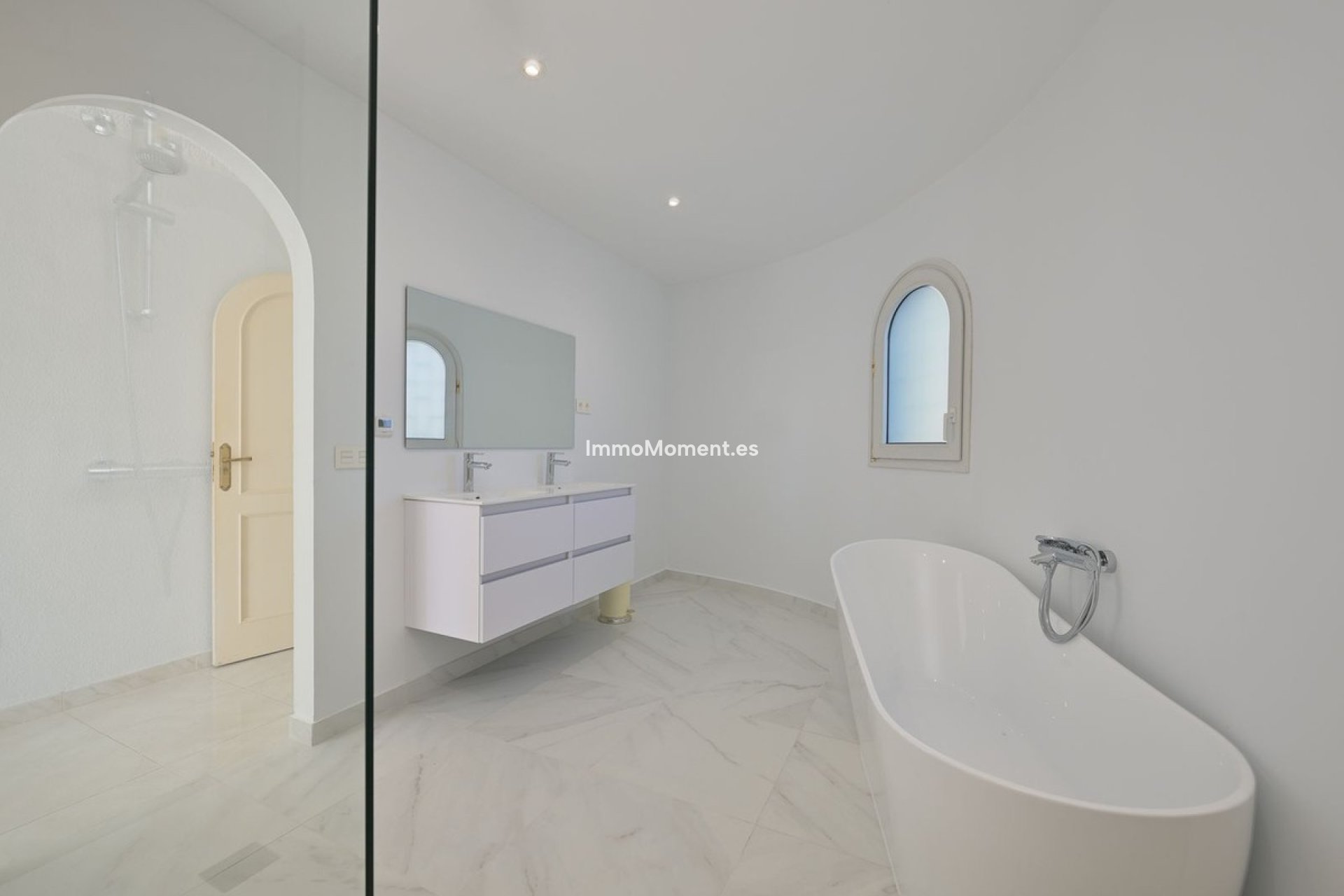 Reventa - Villa - Marbella - Marbesa