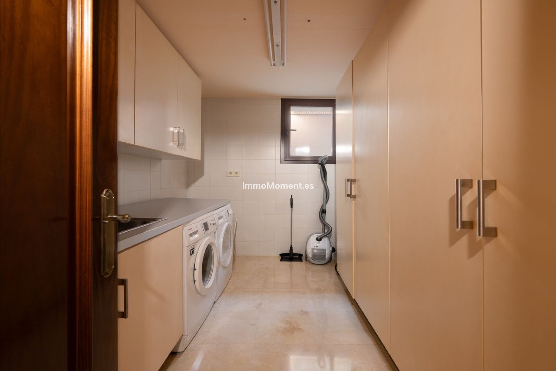 Reventa - Villa - Marbella - Marbesa