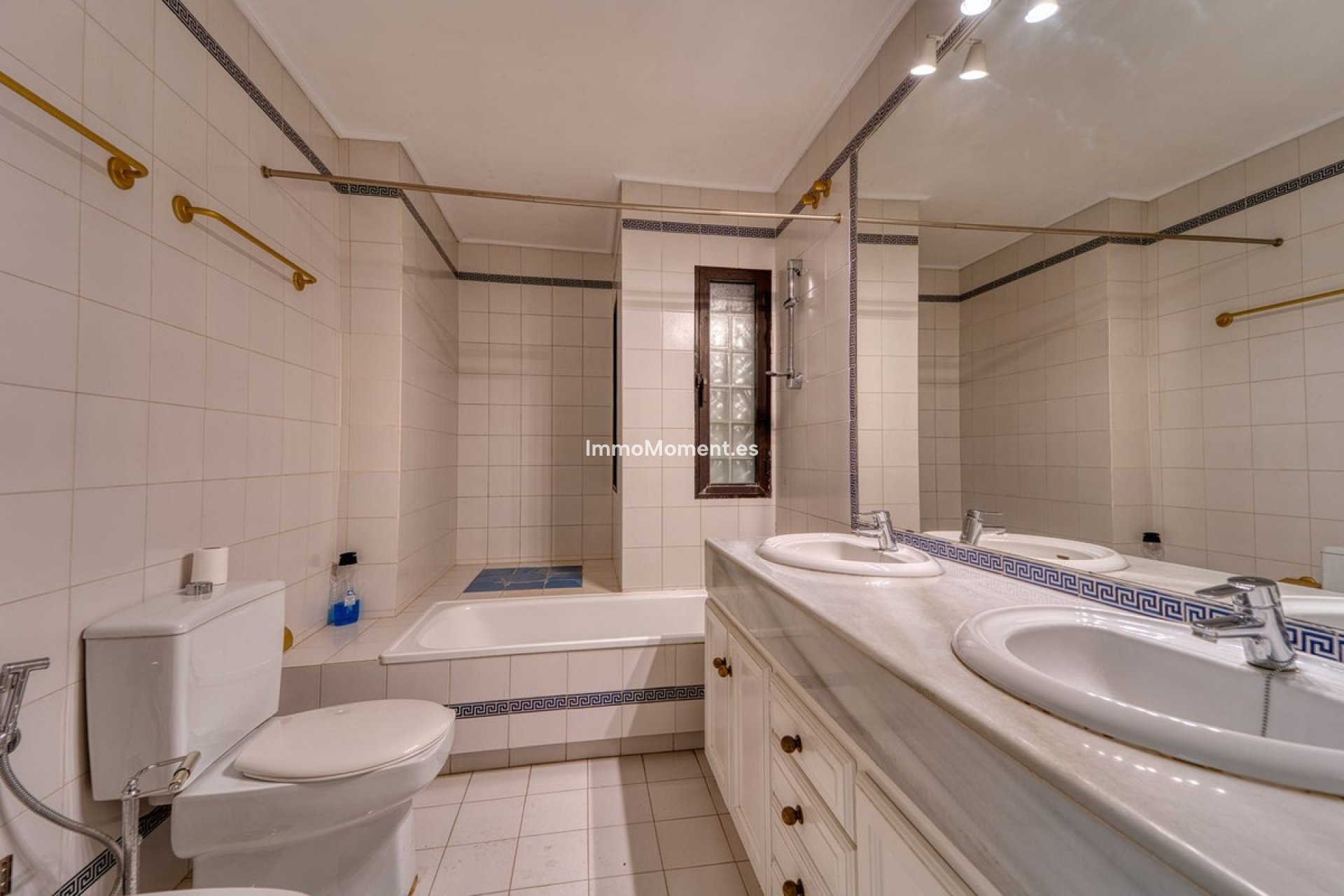 Reventa - Villa - Marbella - Nueva Andalucía