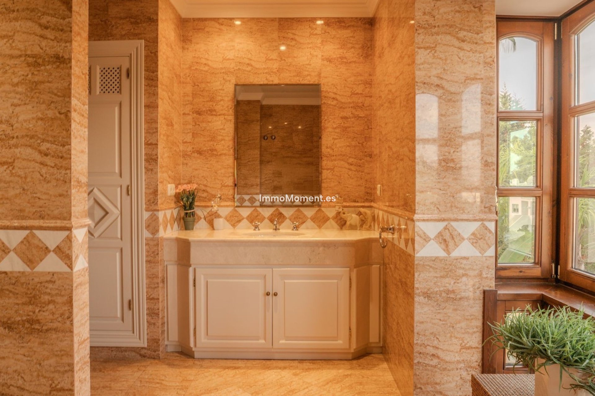 Reventa - Villa - Marbella - Nueva Andalucía