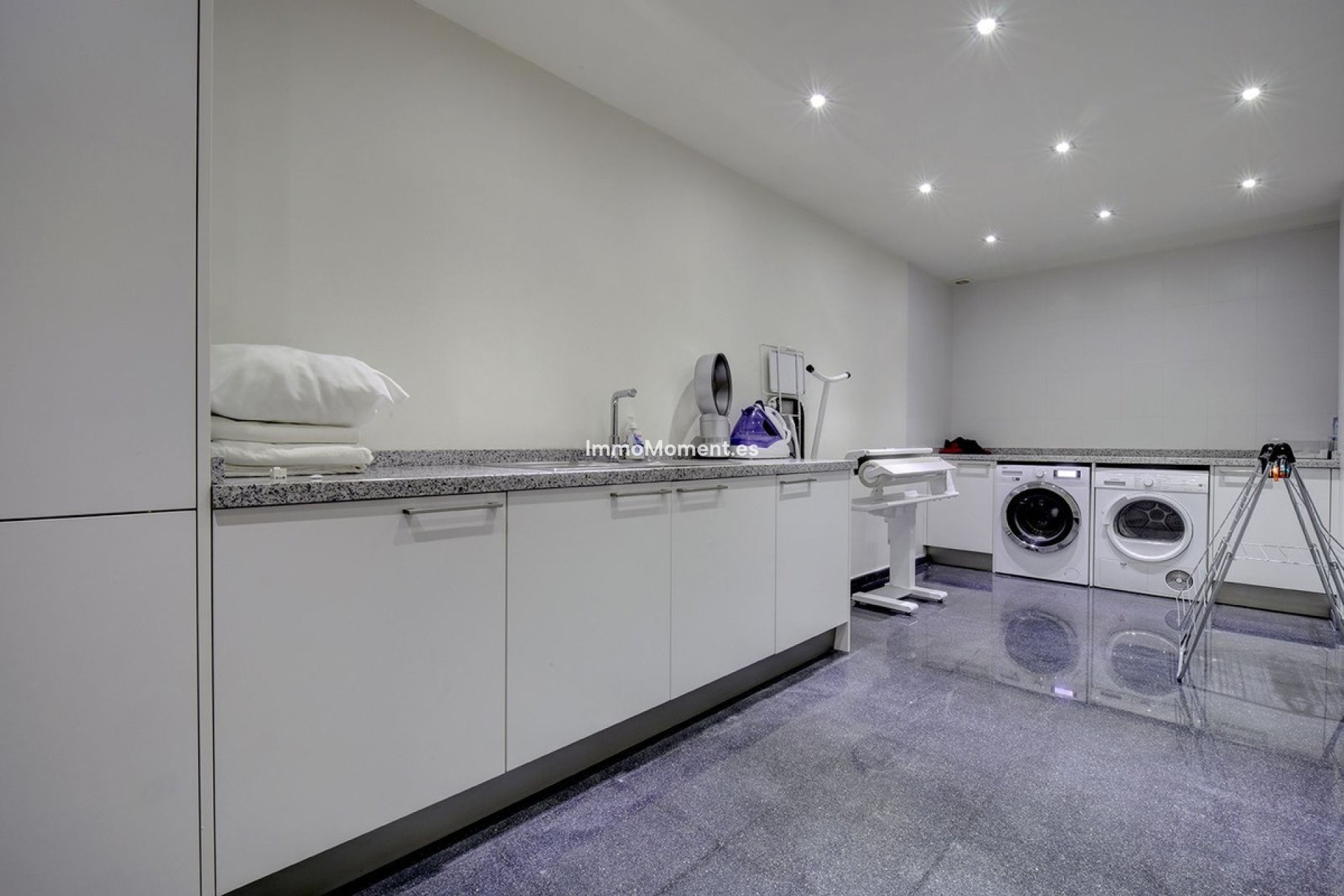 Reventa - Villa - Marbella - Nueva Andalucía