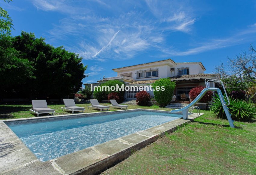 Reventa - Villa - Marbella - Nueva Andalucía