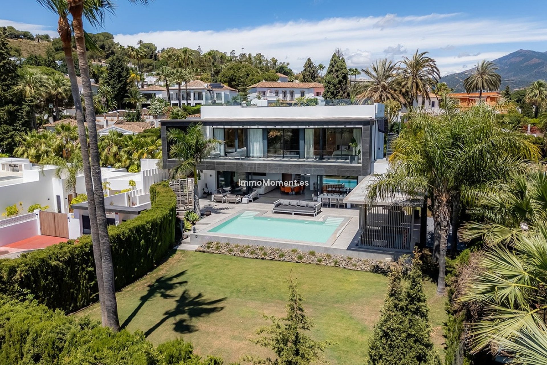 Reventa - Villa - Marbella - Nueva Andalucía