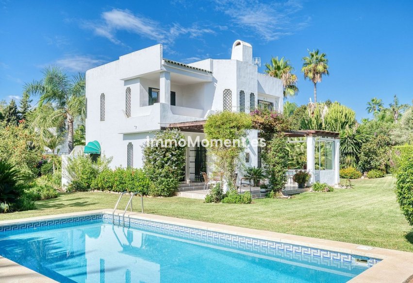 Reventa - Villa - Marbella - Nueva Andalucía