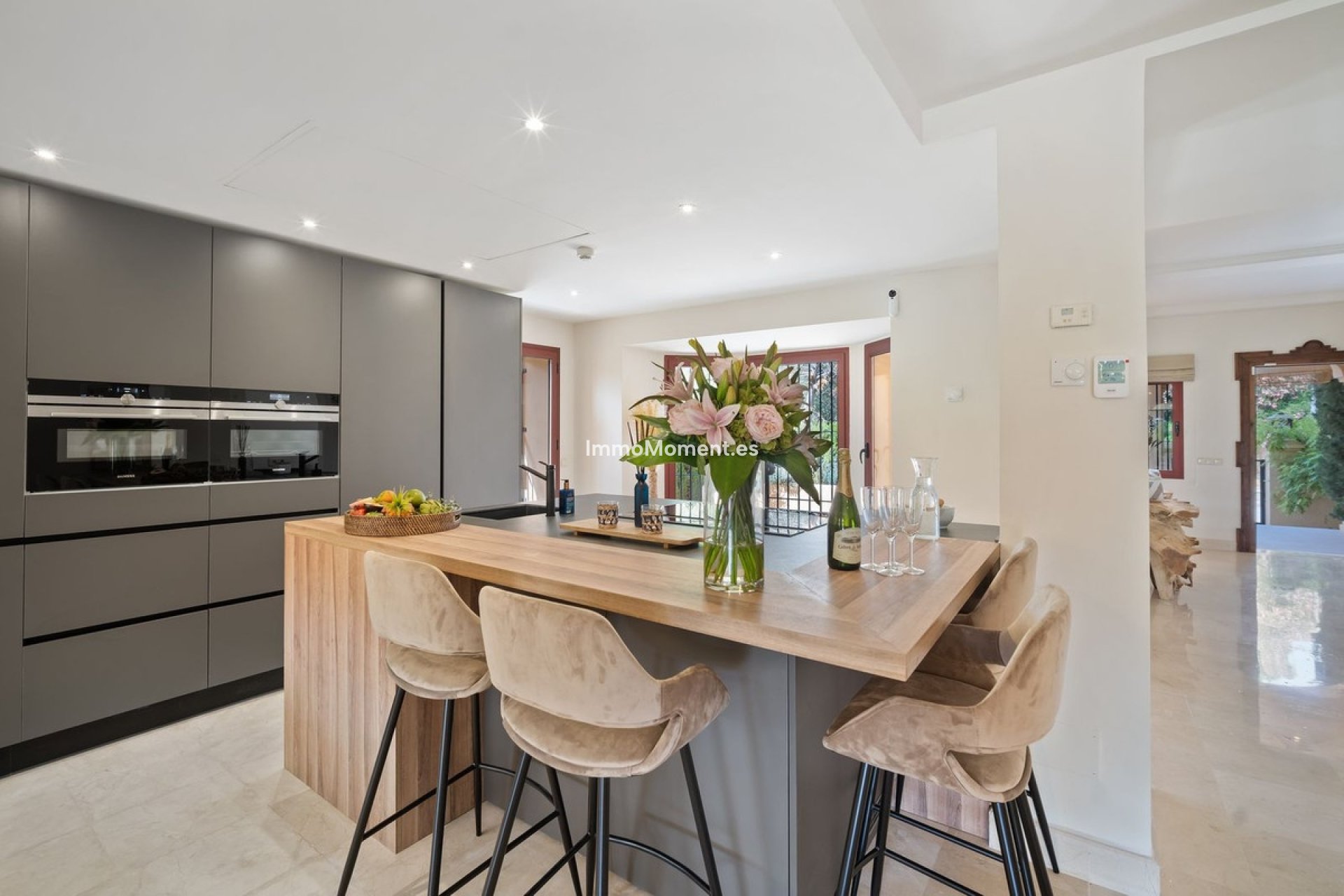 Reventa - Villa - Marbella - Puerto Banús