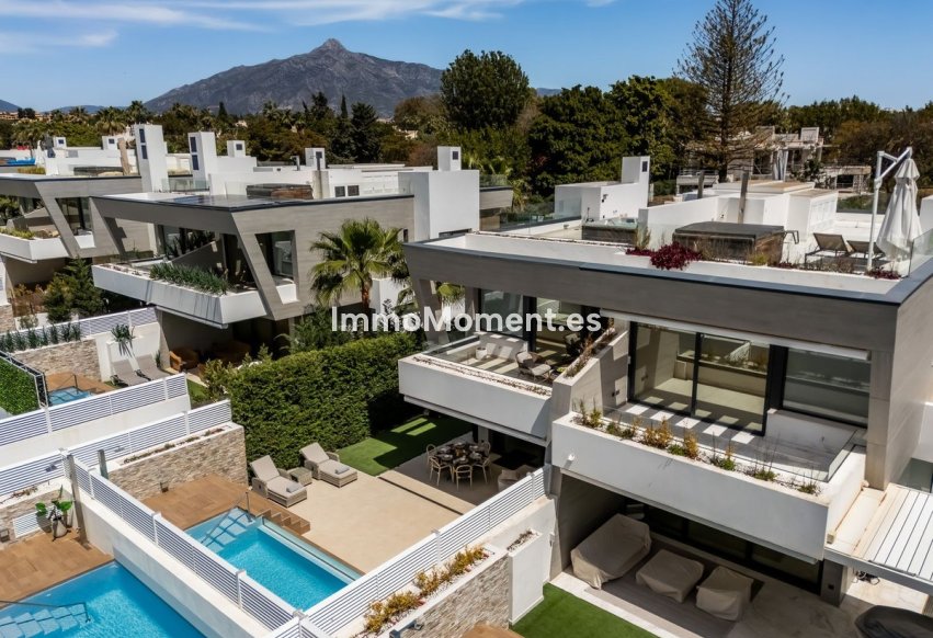 Reventa - Villa - Marbella - Puerto Banús