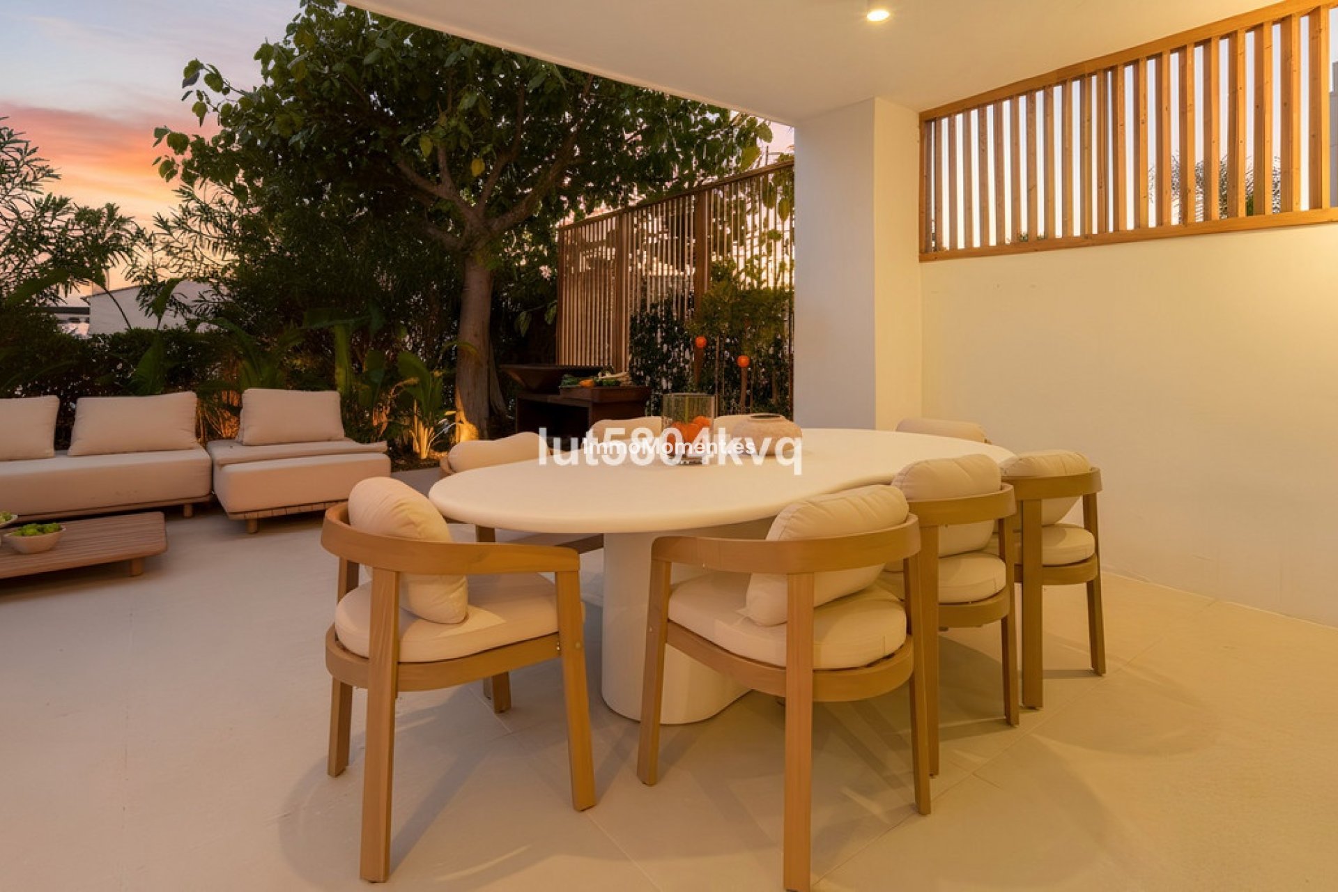 Reventa - Villa - Marbella - The Golden Mile