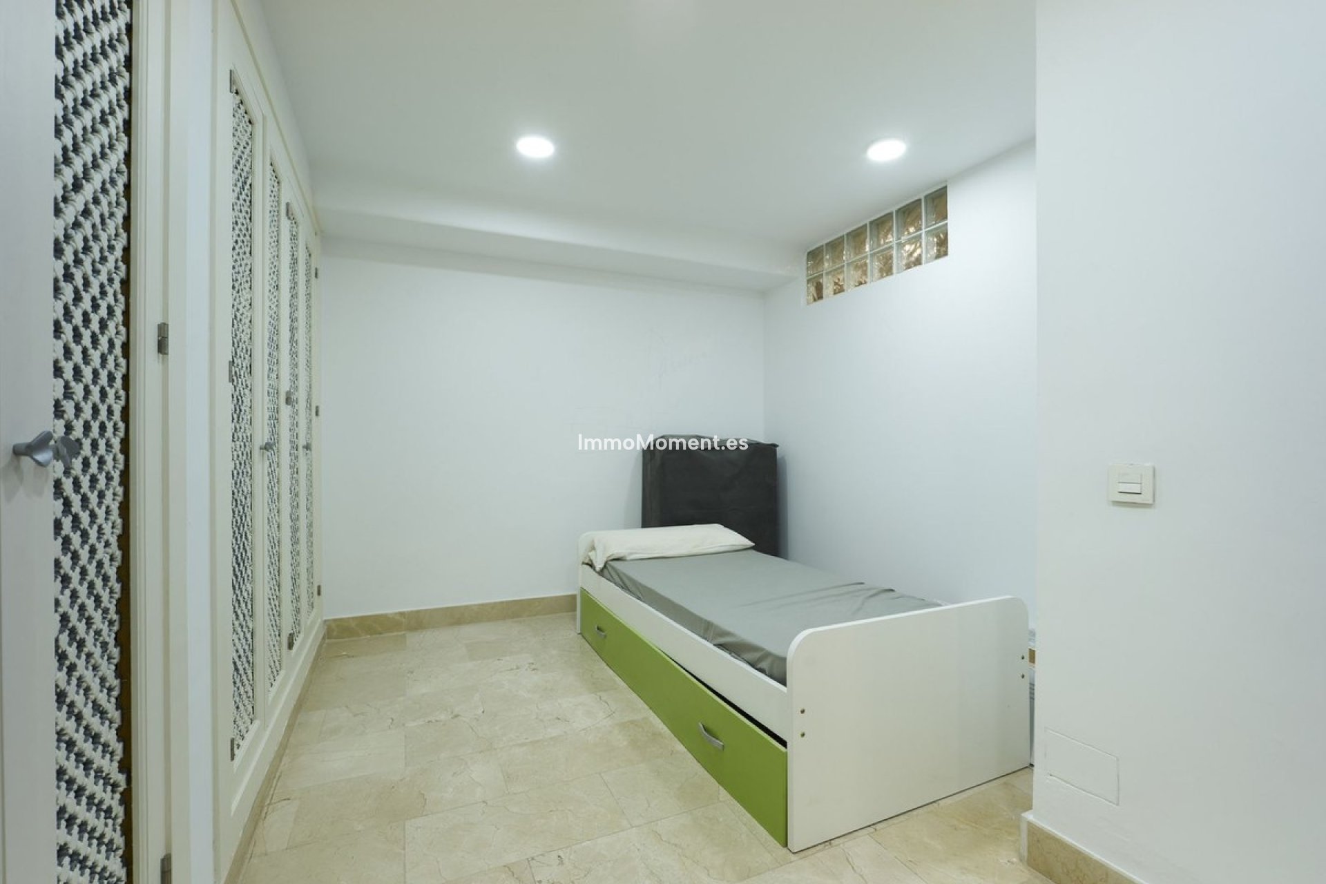 Reventa - Villa - Marbella - The Golden Mile