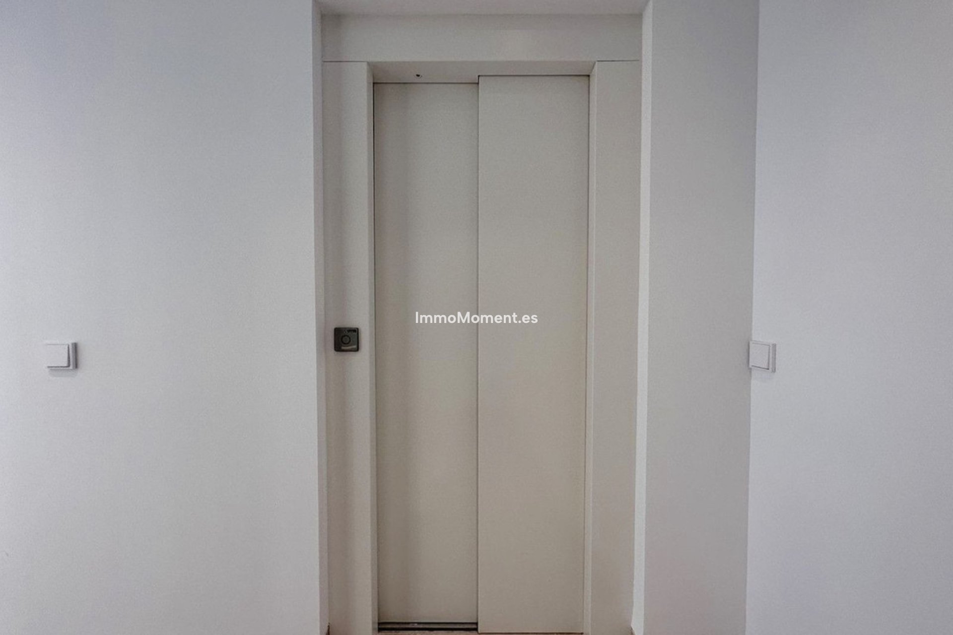 Reventa - Villa - Marbella - The Golden Mile