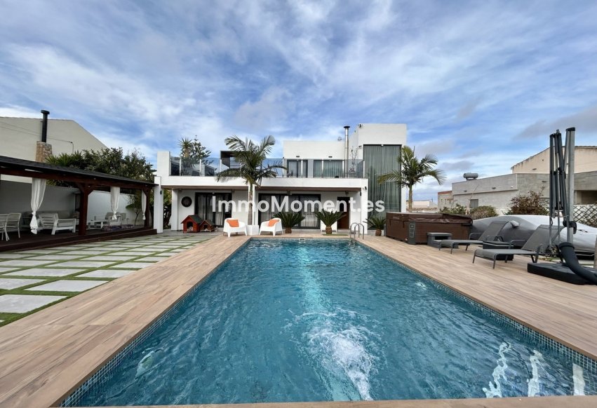 Reventa - Villa - Orihuela - Los Balcones