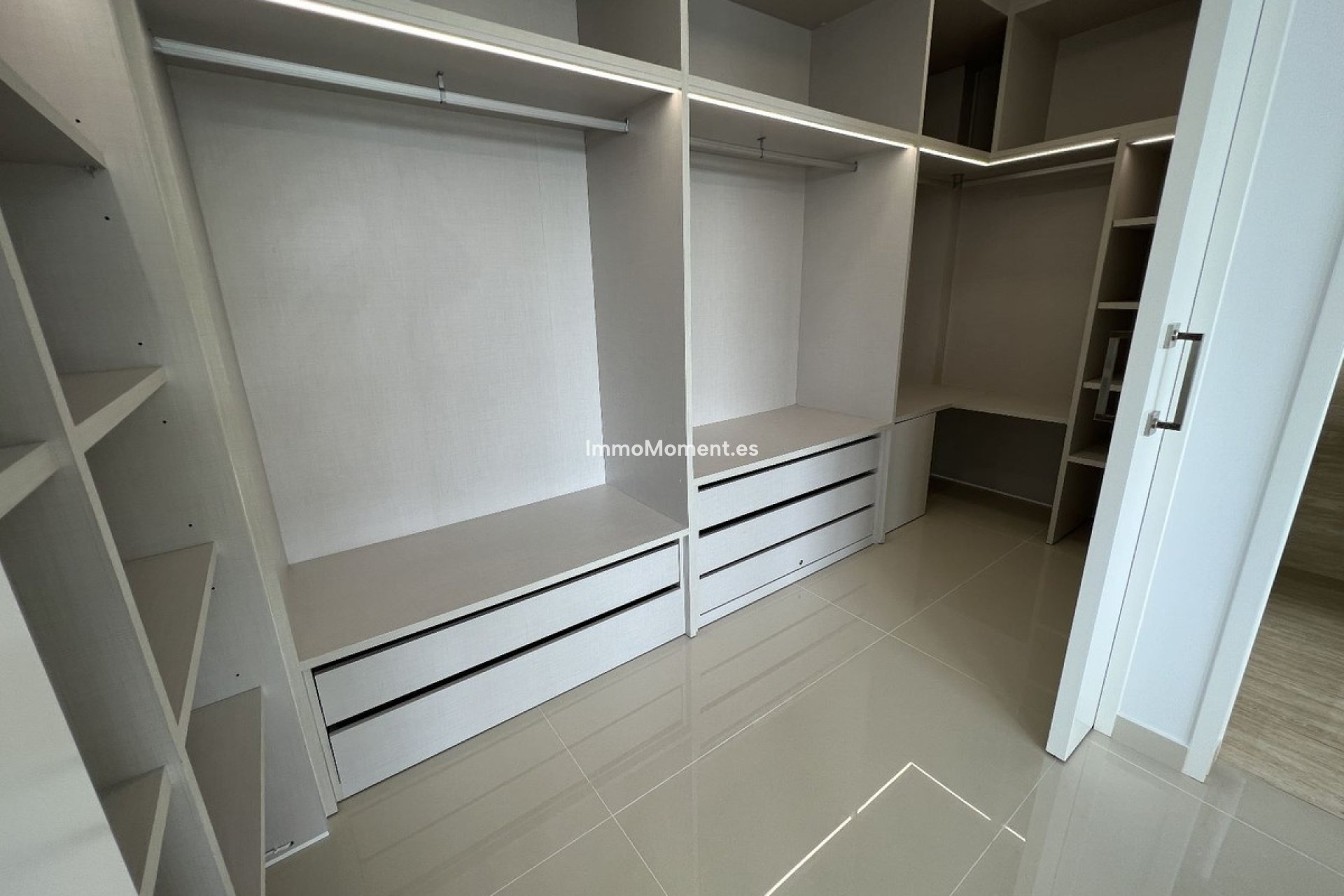 Reventa - Villa - San Miguel de Salinas - San Miguel de Salinas Centro