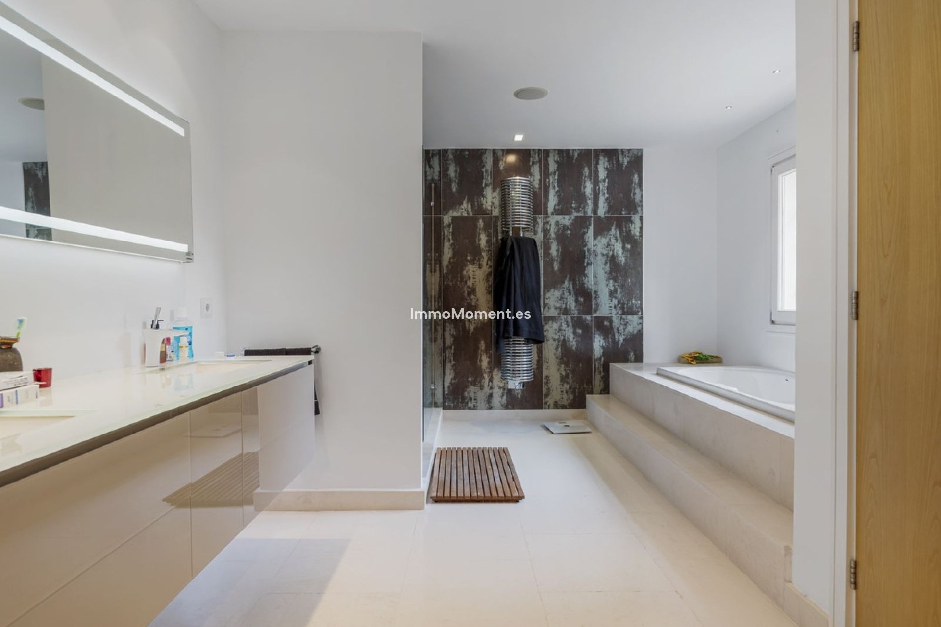 Reventa - Villa - Sotogrande - Sotogrande Costa