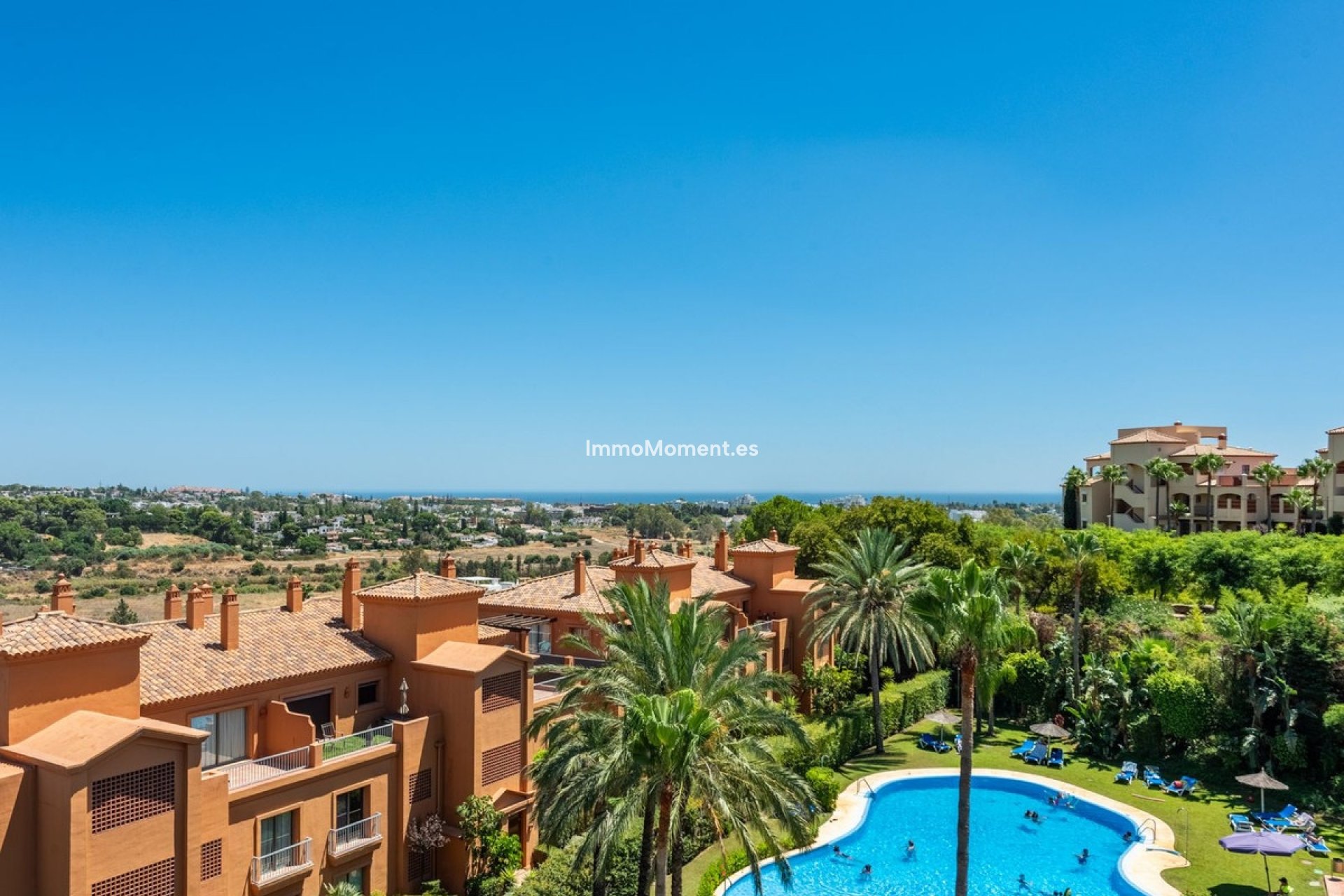Revente - Appartement - Estepona  - Atalaya