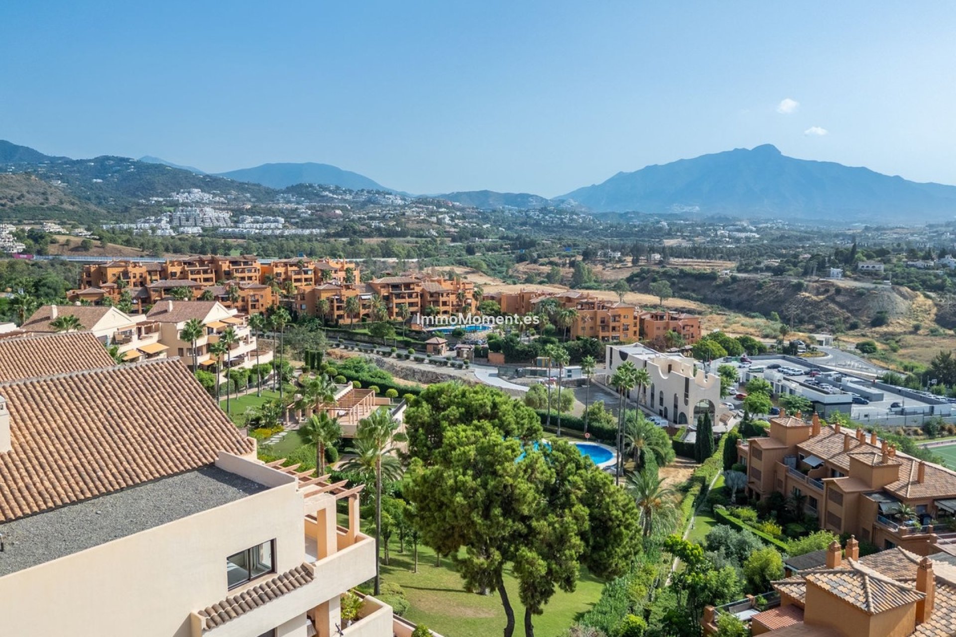 Revente - Appartement - Estepona  - Atalaya