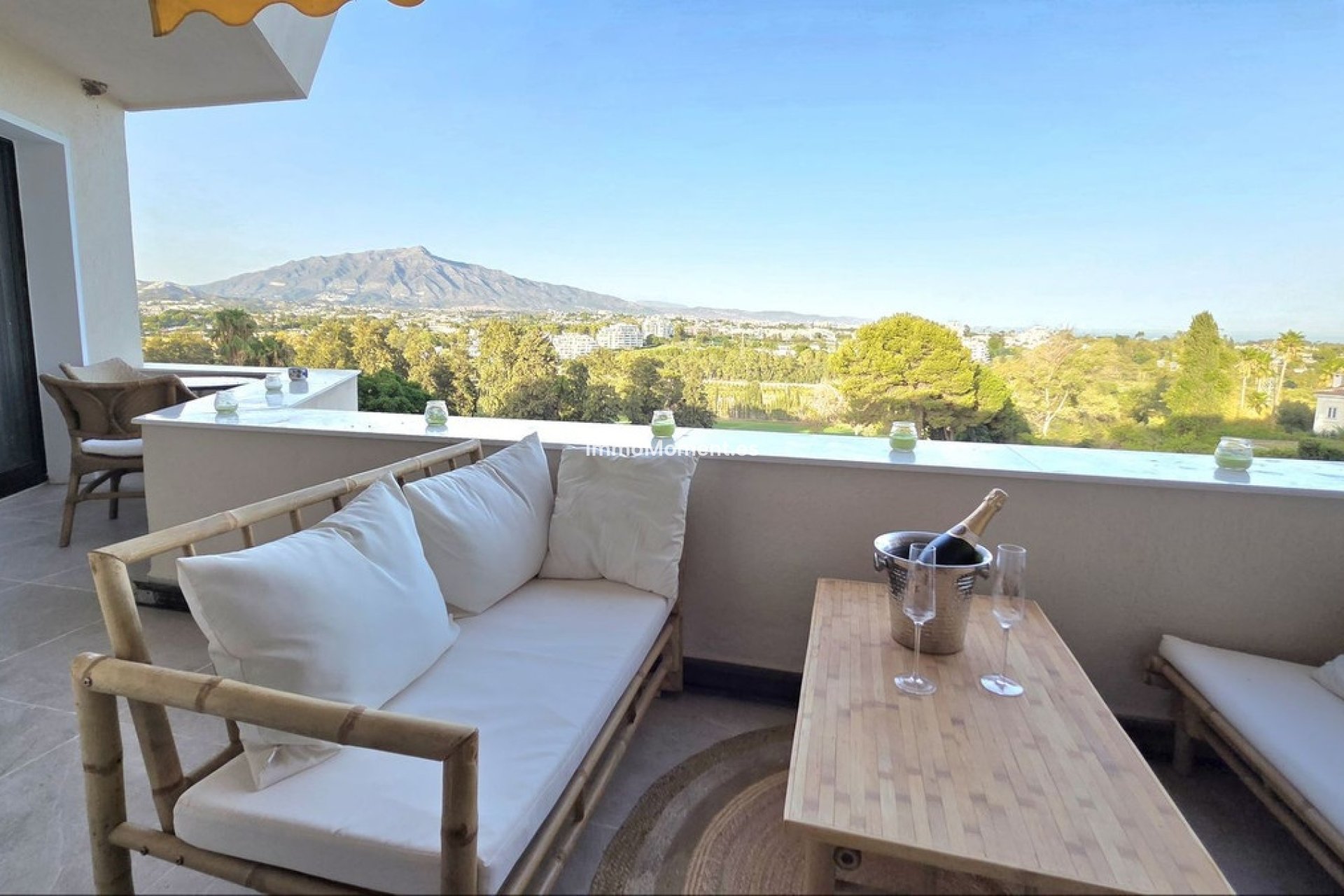 Revente - Appartement - Estepona  - Atalaya